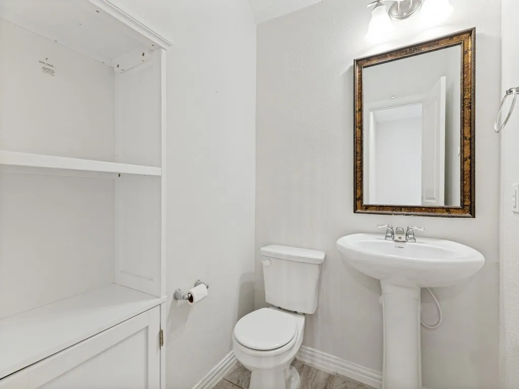 Single Family Residence For Sale in Tarrant County , 1520 Eleanor Drive, Fort Worth, Texas 76052, 4 Bedroom, 3 Bathroom, 3 Garage spaces, 2,287 Sqft, built in 2019, mls#21363253, Real Estate Agent in Fort Worth, Homes For Sale in Tarrant county, Homes For Sale in Fort Worth, Realtor in Fort Worth Texas, Real Estate Brokerage Independent Realty Texas, Luminita Cordes Realtor
