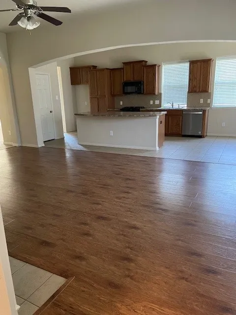 Single Family Residence For Rent in Collin County , 1301 Wheatberry Lane, Allen, Texas 75002, 4 Bedroom, 2 Bathroom, 2 Garage spaces, 2,241 Sqft, built in 2006, mls#21374298, Real Estate Agent in Allen, Homes For Rent in Collin county, Homes For Rent in Allen, Realtor in Allen Texas, Real Estate Brokerage Independent Realty Texas, Luminita Cordes Realtor