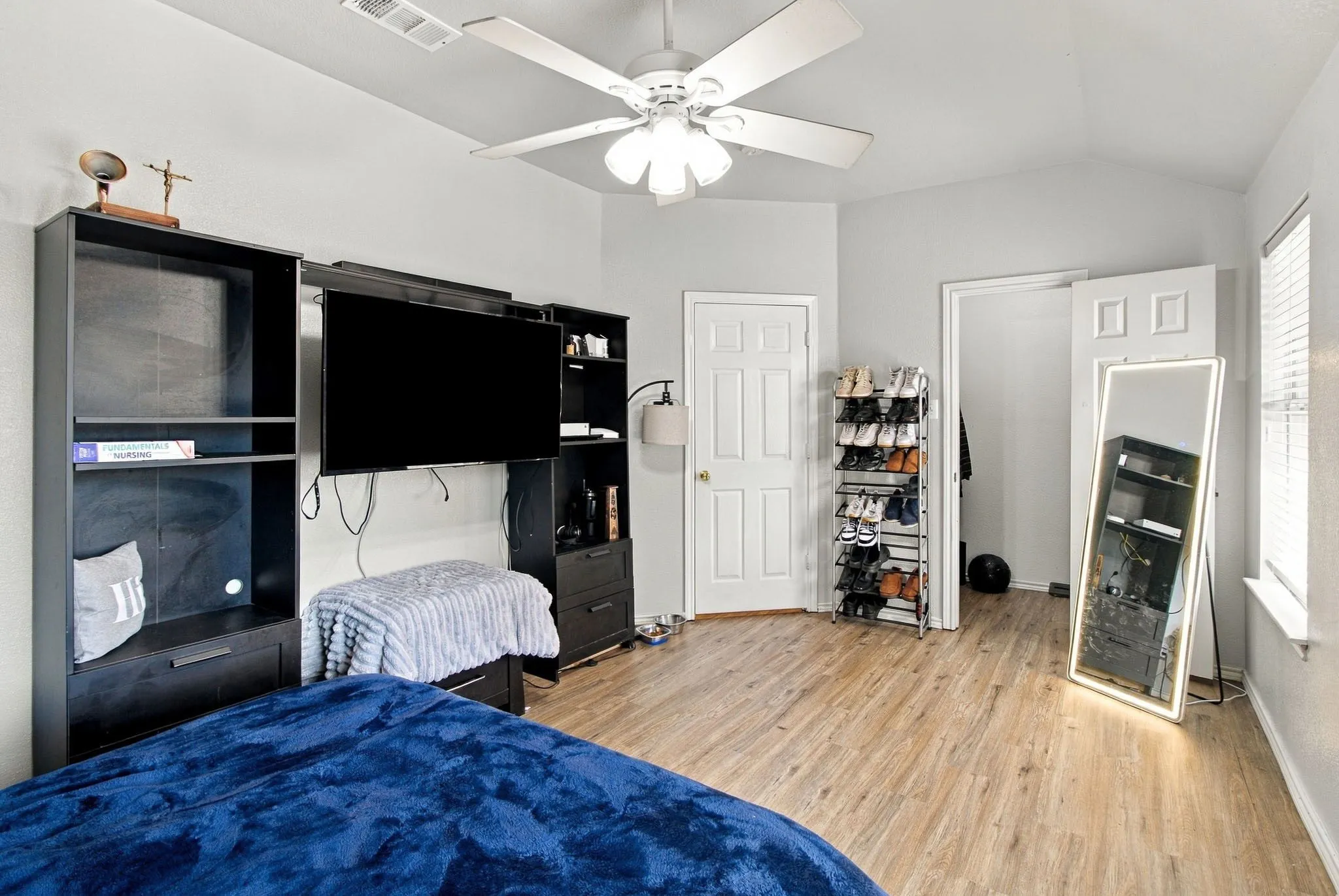 Single Family Residence For Sale in Tarrant County , 4509 Timken Trail, Fort Worth, Texas 76137, 5 Bedroom, 4 Bathroom, 2 Garage spaces, 2,915 Sqft, built in 2001, mls#21377985, Real Estate Agent in Fort Worth, Homes For Sale in Tarrant county, Homes For Sale in Fort Worth, Realtor in Fort Worth Texas, Real Estate Brokerage Independent Realty Texas, Luminita Cordes Realtor