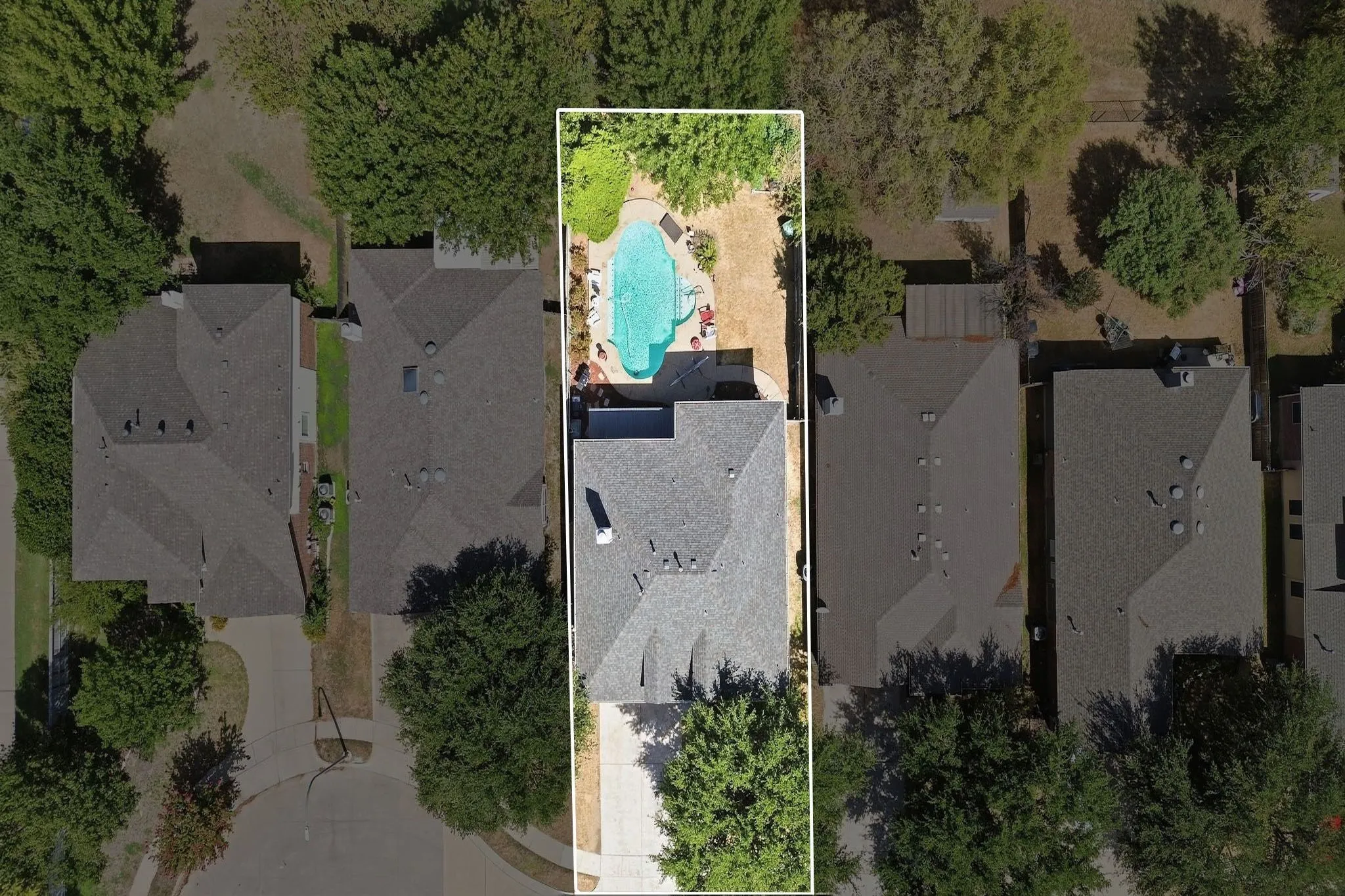 Single Family Residence For Sale in Tarrant County , 4509 Timken Trail, Fort Worth, Texas 76137, 5 Bedroom, 4 Bathroom, 2 Garage spaces, 2,915 Sqft, built in 2001, mls#21377985, Real Estate Agent in Fort Worth, Homes For Sale in Tarrant county, Homes For Sale in Fort Worth, Realtor in Fort Worth Texas, Real Estate Brokerage Independent Realty Texas, Luminita Cordes Realtor