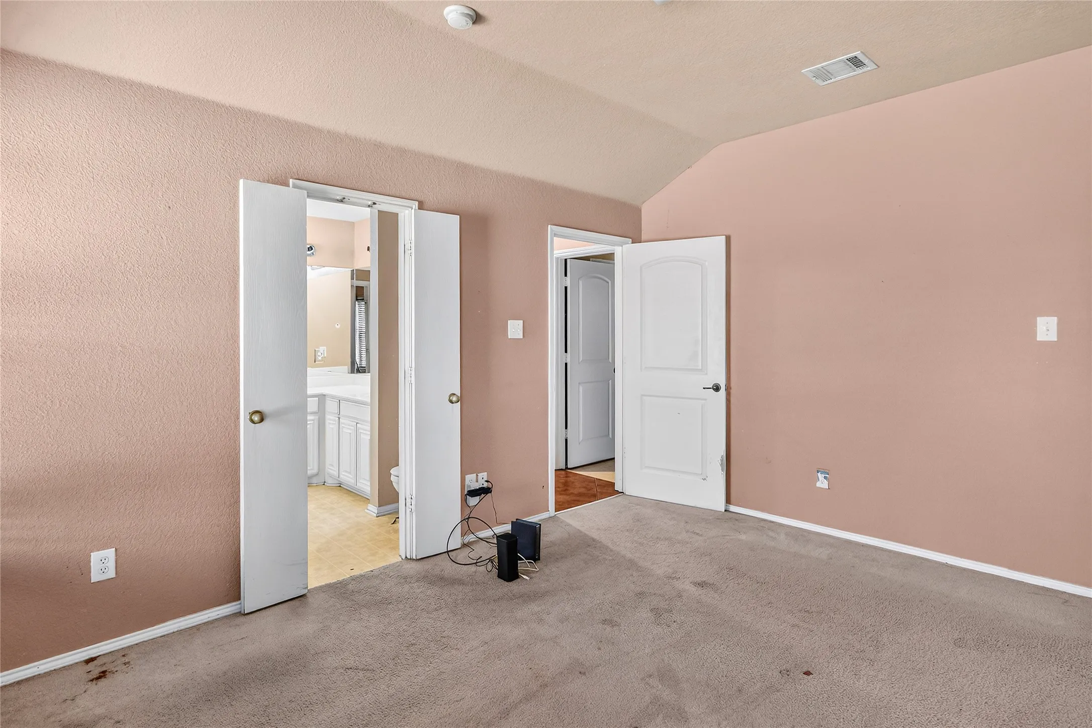 Single Family Residence For Sale in Collin County , 2500 Collier Drive, Mc Kinney, Texas 75071, 3 Bedroom, 3 Bathroom, 2 Garage spaces, 1,722 Sqft, built in 2006, mls#21377734, Real Estate Agent in Mc Kinney, Homes For Sale in Collin county, Homes For Sale in Mc Kinney, Realtor in Mc Kinney Texas, Real Estate Brokerage Independent Realty Texas, Luminita Cordes Realtor