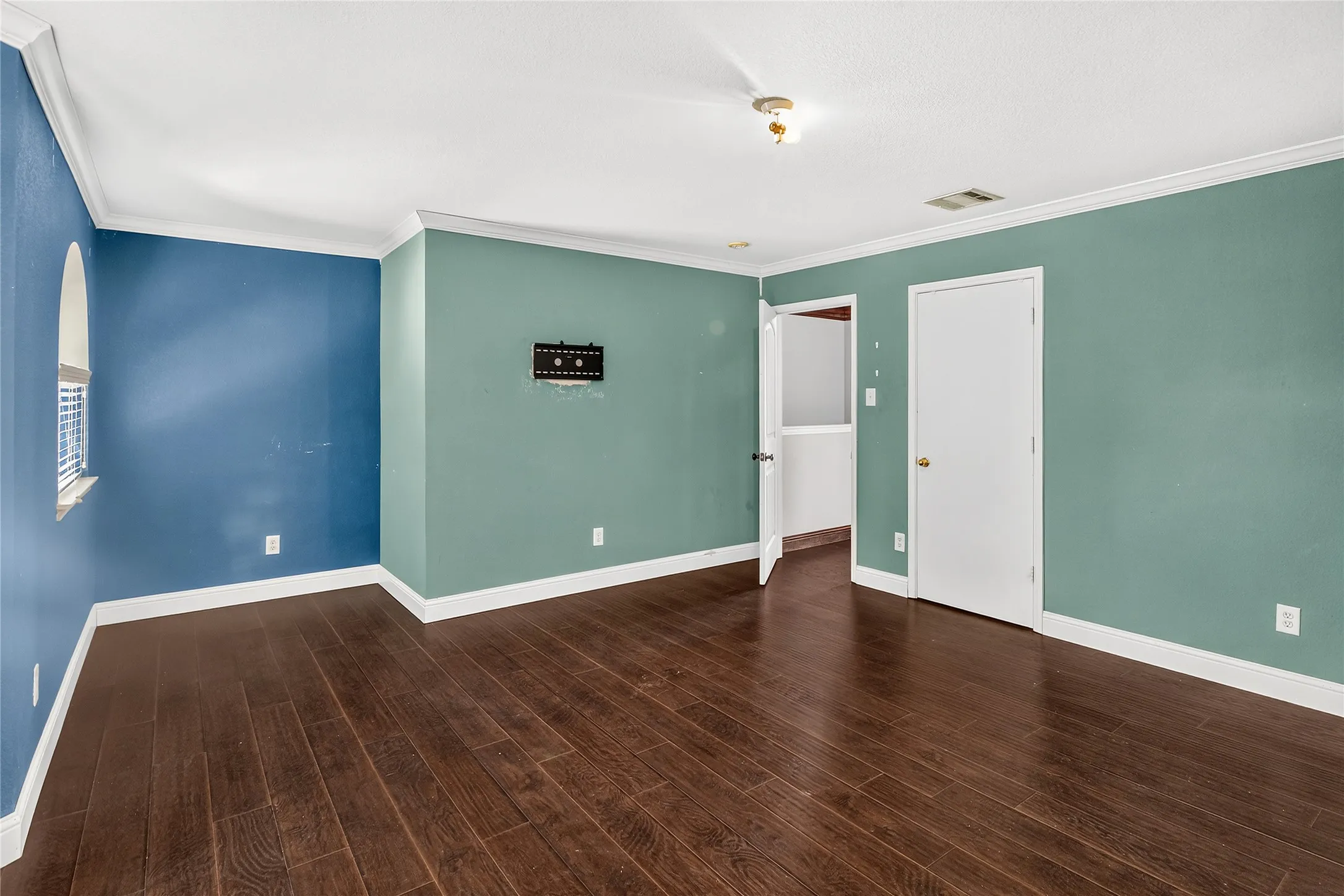 Single Family Residence For Sale in Collin County , 2500 Collier Drive, Mc Kinney, Texas 75071, 3 Bedroom, 3 Bathroom, 2 Garage spaces, 1,722 Sqft, built in 2006, mls#21377734, Real Estate Agent in Mc Kinney, Homes For Sale in Collin county, Homes For Sale in Mc Kinney, Realtor in Mc Kinney Texas, Real Estate Brokerage Independent Realty Texas, Luminita Cordes Realtor
