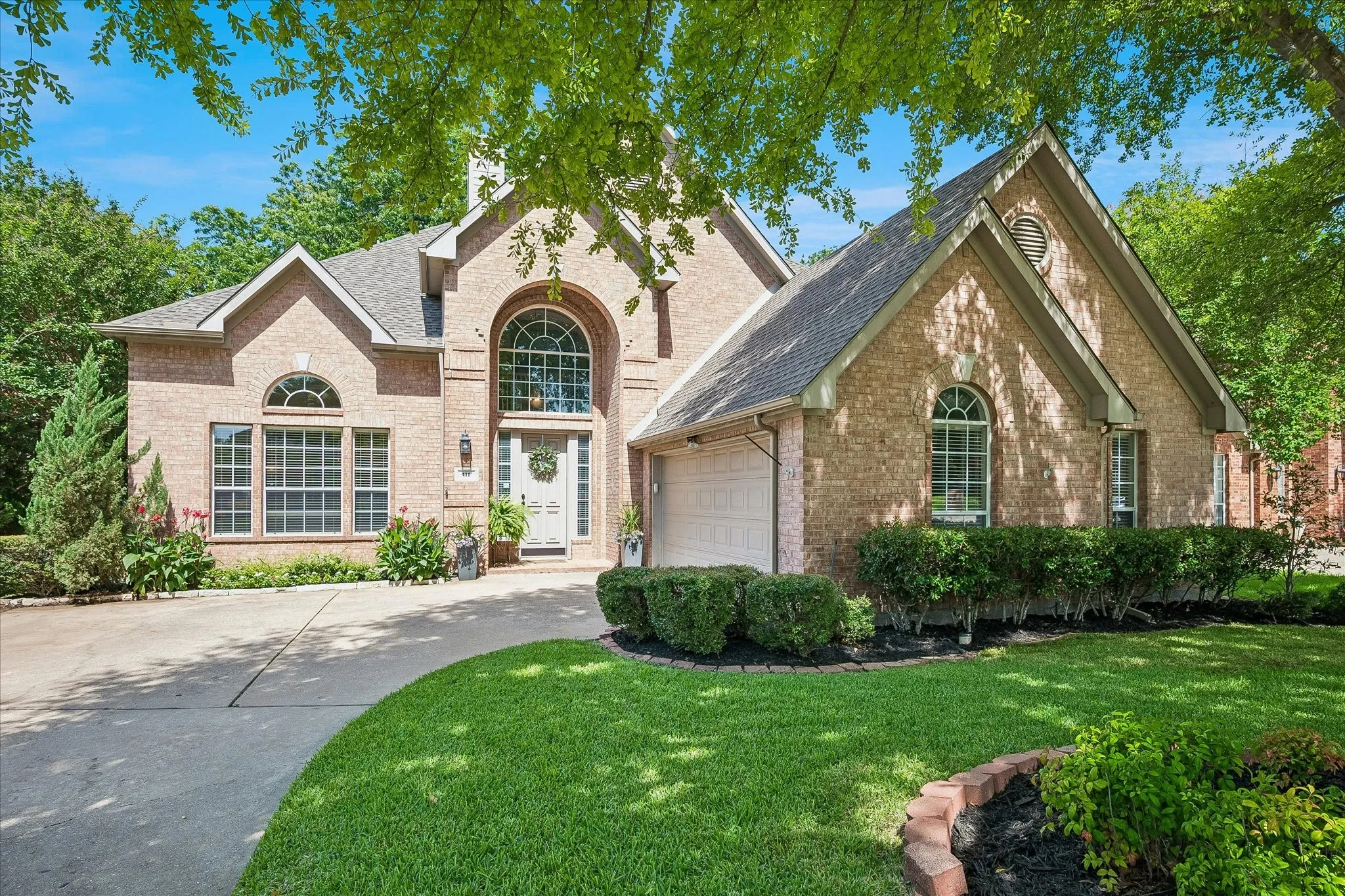 Single Family Residence For Rent in Collin County , 411 Misty Meadow Drive, Allen, Texas 75013, 5 Bedroom, 5 Bathroom, 2 Garage spaces, 3,310 Sqft, built in 1999, mls#21377990, Real Estate Agent in Allen, Homes For Rent in Collin county, Homes For Rent in Allen, Realtor in Allen Texas, Real Estate Brokerage Independent Realty Texas, Luminita Cordes Realtor