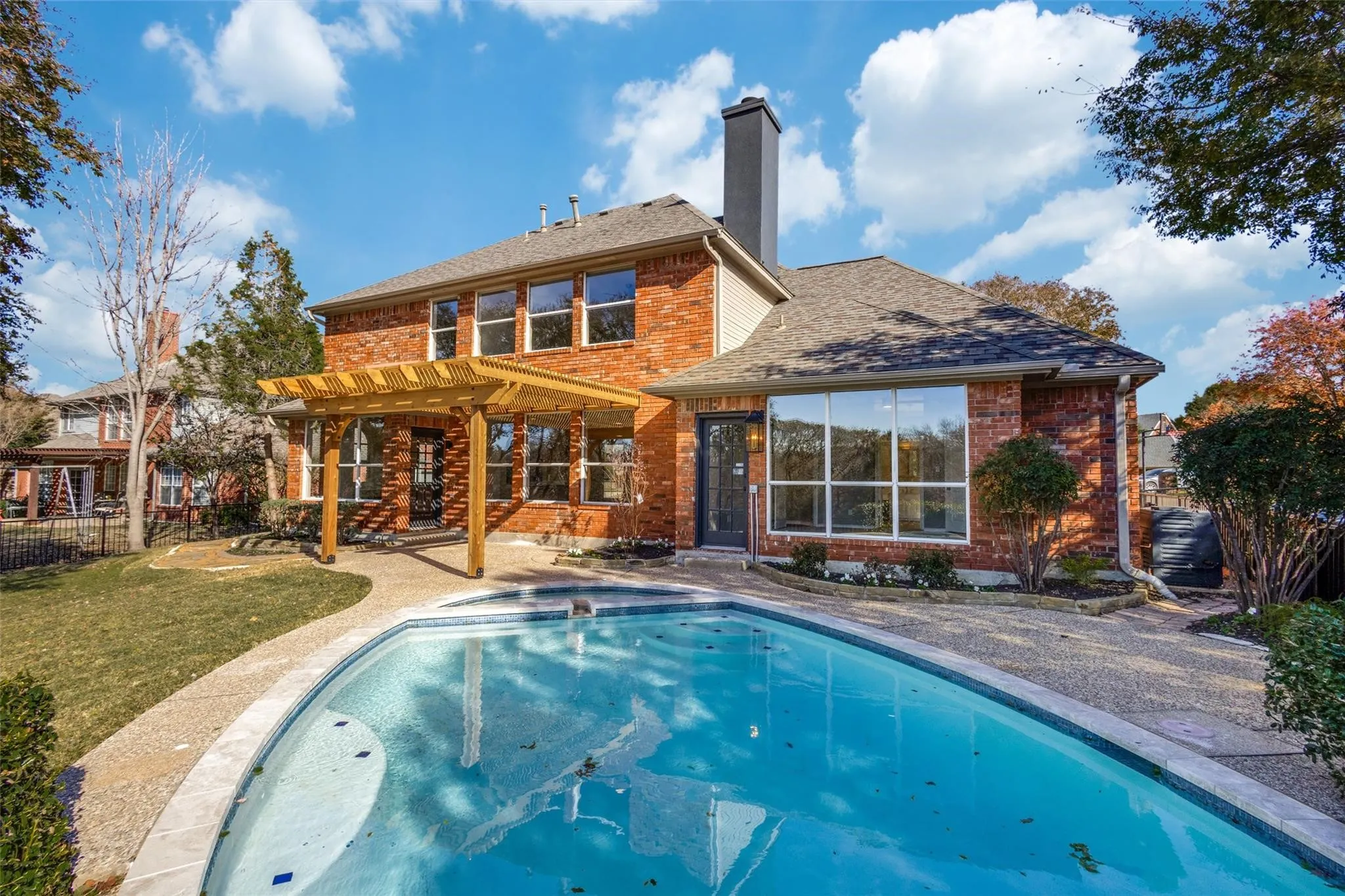Single Family Residence For Rent in Collin County , 2822 Roundrock, Mc Kinney, Texas 75072, 4 Bedroom, 4 Bathroom, 2 Garage spaces, 3,296 Sqft, built in 1989, mls#21377955, Real Estate Agent in Mc Kinney, Homes For Rent in Collin county, Homes For Rent in Mc Kinney, Realtor in Mc Kinney Texas, Real Estate Brokerage Independent Realty Texas, Luminita Cordes Realtor