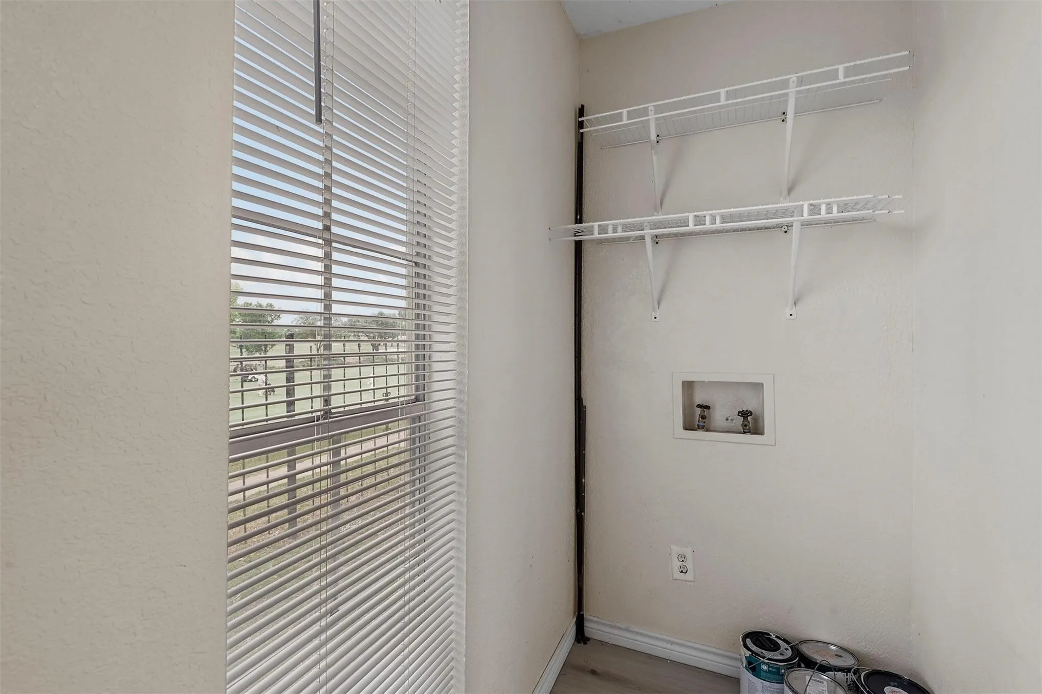 Apartment For Rent in Dallas County , 5981 Arapaho Road 1203, Dallas, Texas 75248, 1 Bedroom, 1 Bathroom, Garage spaces, 745 Sqft, built in 1980, mls#21377995, Real Estate Agent in Dallas, Homes For Rent in Dallas county, Homes For Rent in Dallas, Realtor in Dallas Texas, Real Estate Brokerage Independent Realty Texas, Luminita Cordes Realtor