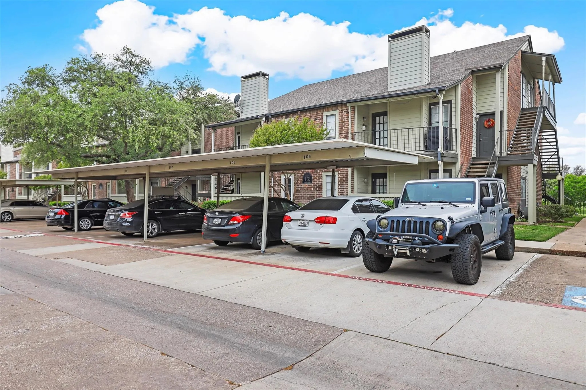 Apartment For Rent in Dallas County , 5981 Arapaho Road 1203, Dallas, Texas 75248, 1 Bedroom, 1 Bathroom, Garage spaces, 745 Sqft, built in 1980, mls#21377995, Real Estate Agent in Dallas, Homes For Rent in Dallas county, Homes For Rent in Dallas, Realtor in Dallas Texas, Real Estate Brokerage Independent Realty Texas, Luminita Cordes Realtor
