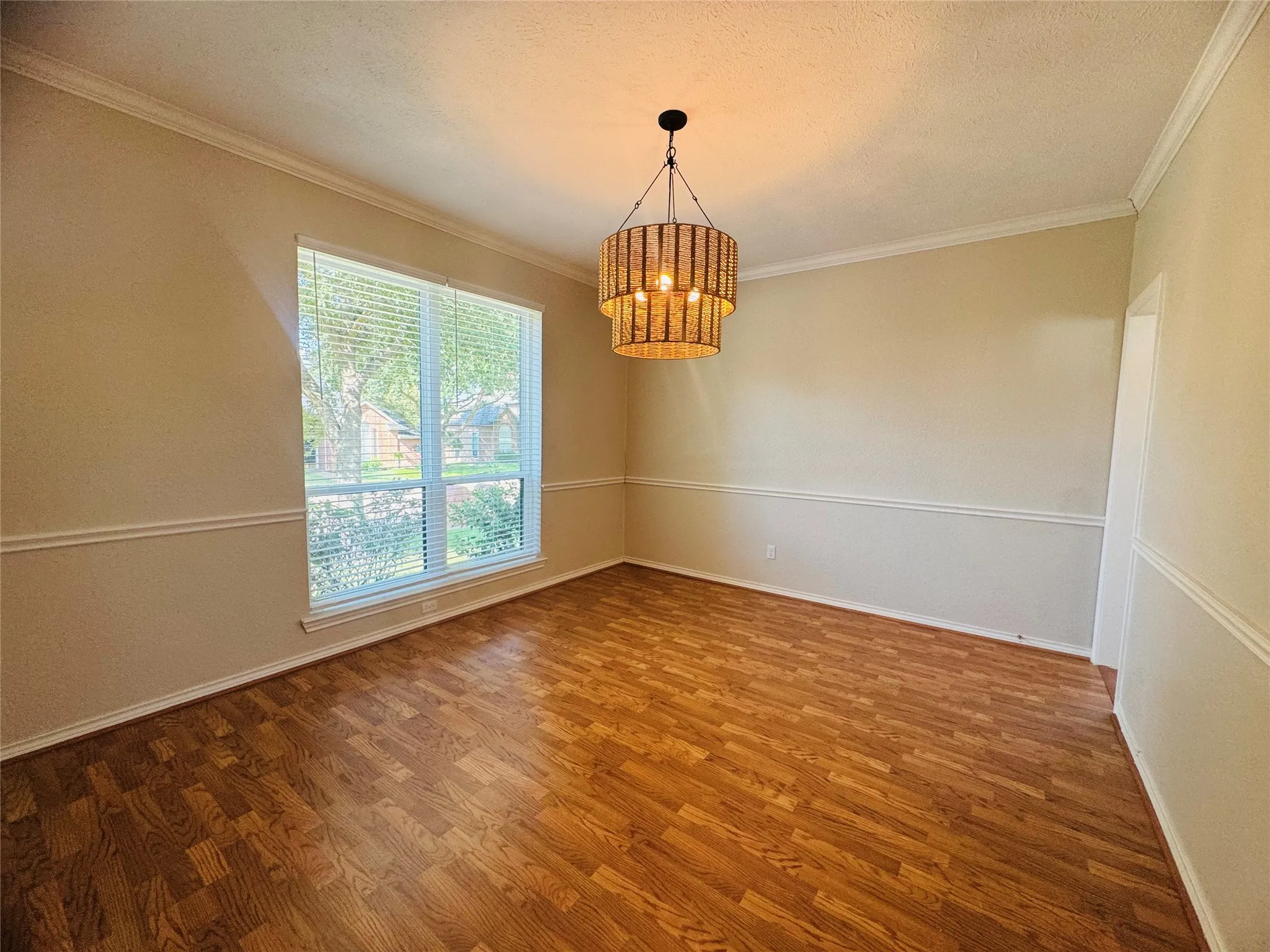 Single Family Residence For Rent in Rockwall County , 3116 Oak Drive, Rockwall, Texas 75032, 4 Bedroom, 3 Bathroom, 2 Garage spaces, 2,904 Sqft, built in 1995, mls#21377980, Real Estate Agent in Rockwall, Homes For Rent in Rockwall county, Homes For Rent in Rockwall, Realtor in Rockwall Texas, Real Estate Brokerage Independent Realty Texas, Luminita Cordes Realtor