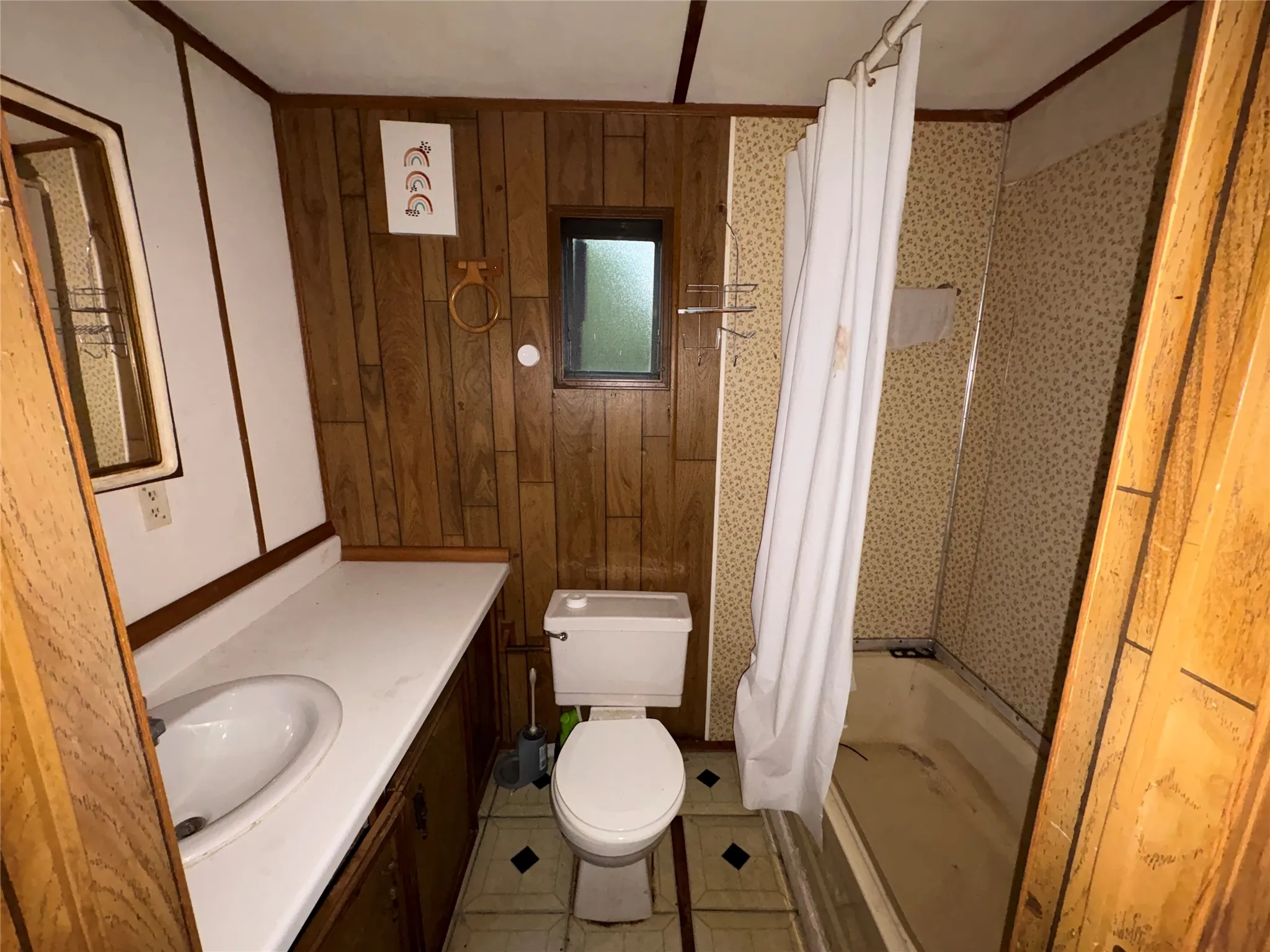 Mobile Home For Sale in Collin County , 807 County Road 655, Farmersville, Texas 75442, 2 Bedroom, 2 Bathroom, Garage spaces, 924 Sqft, built in 1980, mls#21377981, Real Estate Agent in Farmersville, Homes For Sale in Collin county, Homes For Sale in Farmersville, Realtor in Farmersville Texas, Real Estate Brokerage Independent Realty Texas, Luminita Cordes Realtor