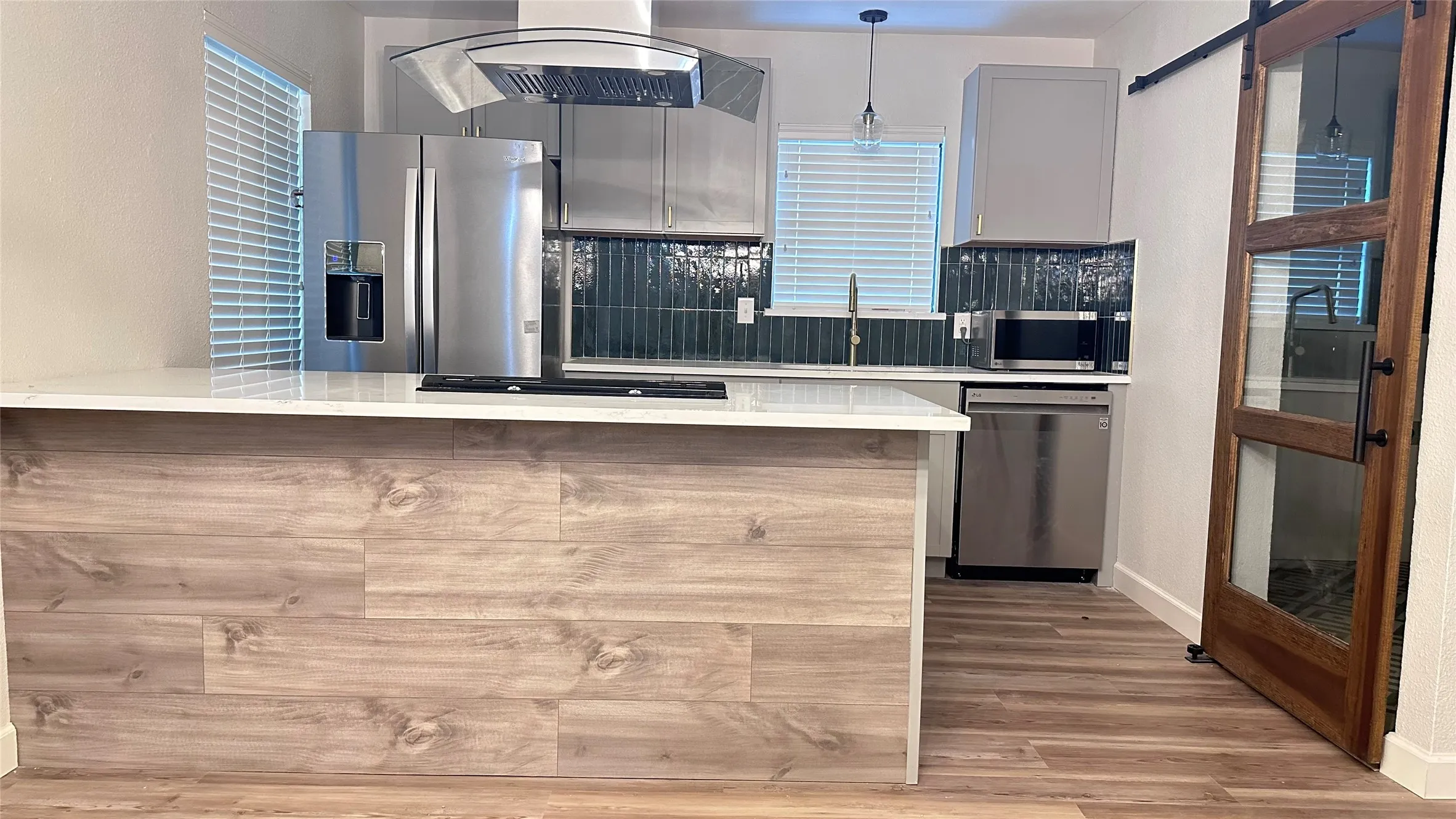Single Family Residence For Rent in Denton County , 1237 Winterwood Drive, Lewisville, Texas 75067, 3 Bedroom, 2 Bathroom, 2 Garage spaces, 1,584 Sqft, built in 1970, mls#21377999, Real Estate Agent in Lewisville, Homes For Rent in Denton county, Homes For Rent in Lewisville, Realtor in Lewisville Texas, Real Estate Brokerage Independent Realty Texas, Luminita Cordes Realtor