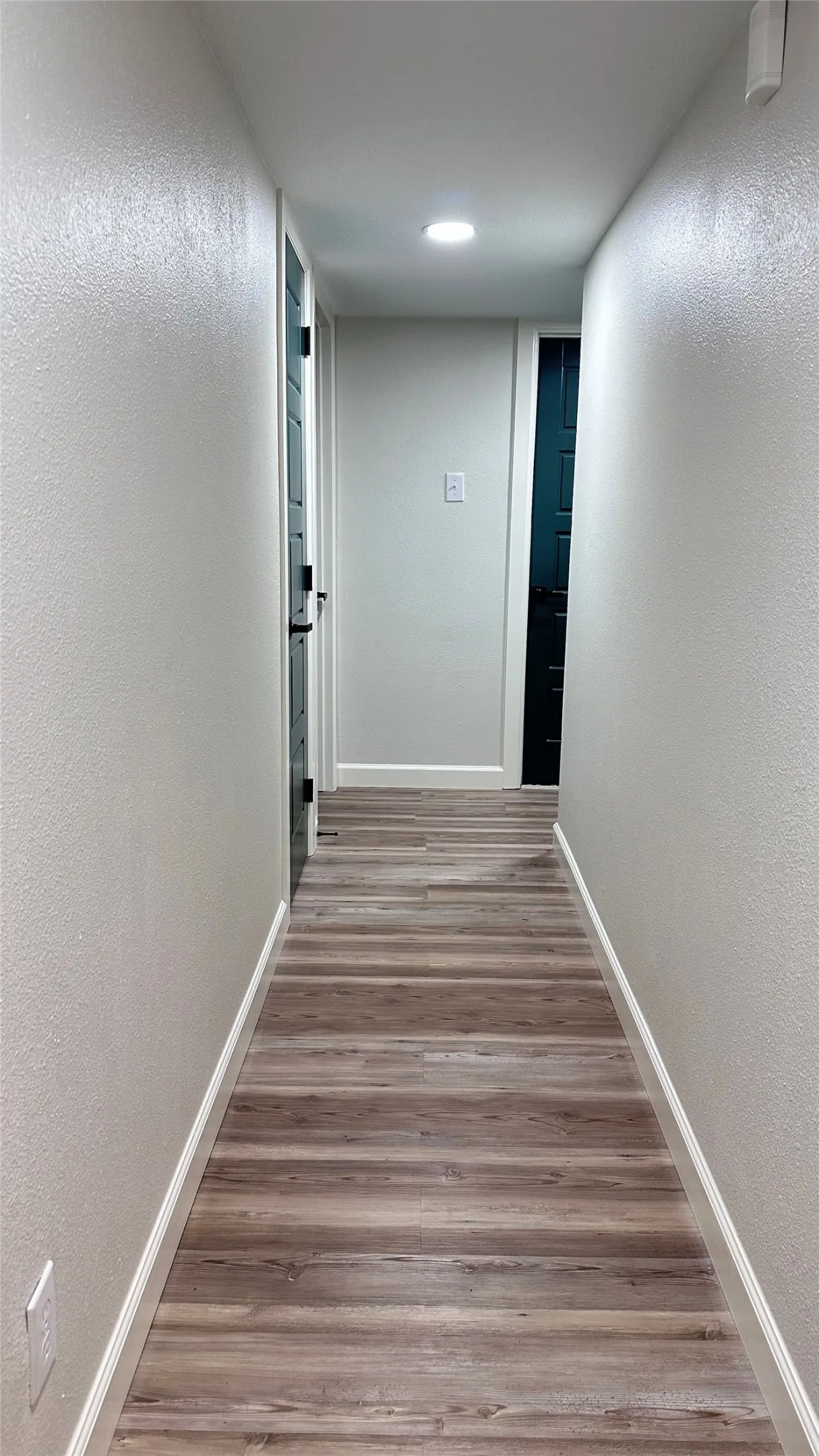 Single Family Residence For Rent in Denton County , 1237 Winterwood Drive, Lewisville, Texas 75067, 3 Bedroom, 2 Bathroom, 2 Garage spaces, 1,584 Sqft, built in 1970, mls#21377999, Real Estate Agent in Lewisville, Homes For Rent in Denton county, Homes For Rent in Lewisville, Realtor in Lewisville Texas, Real Estate Brokerage Independent Realty Texas, Luminita Cordes Realtor