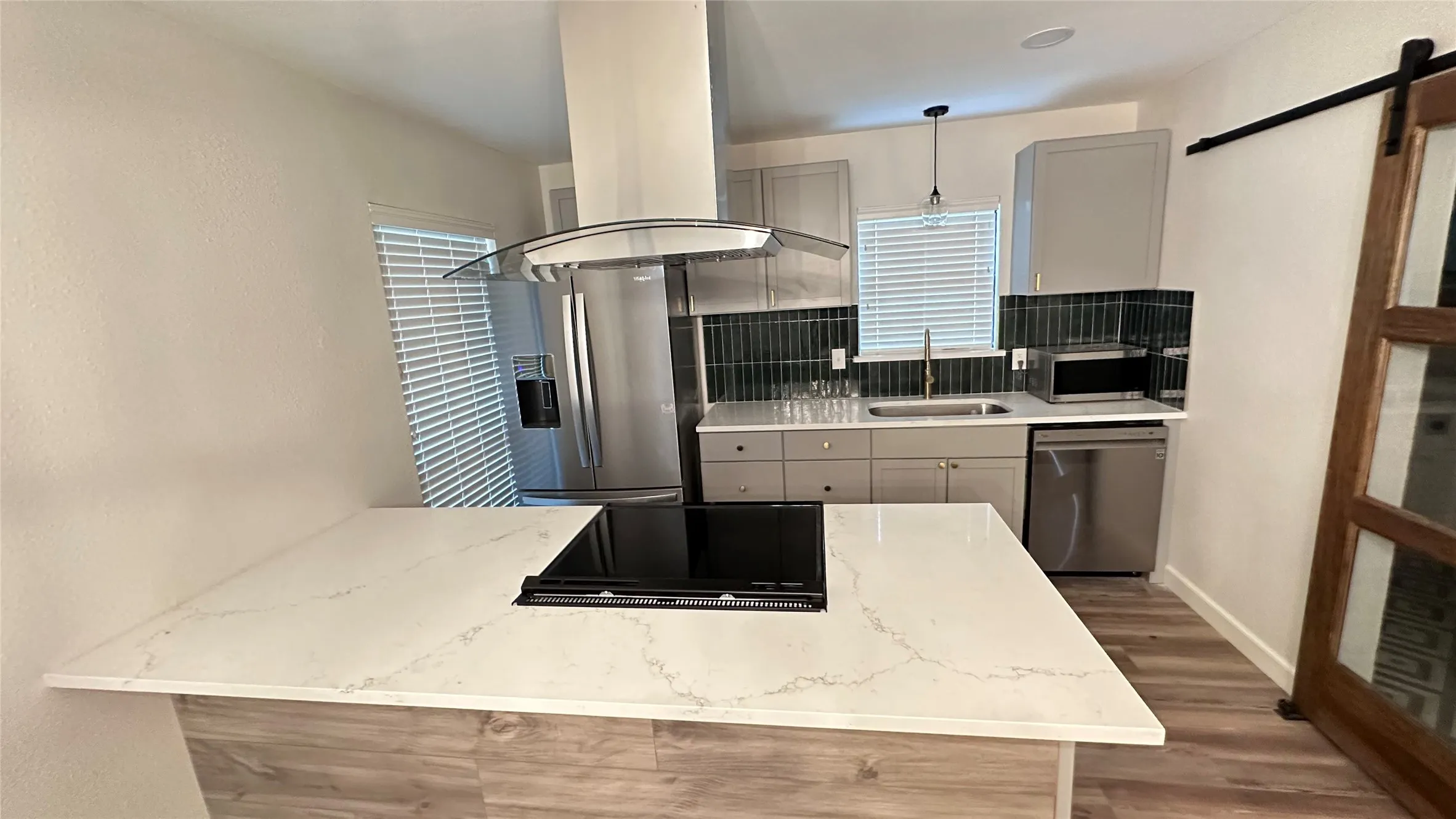 Single Family Residence For Rent in Denton County , 1237 Winterwood Drive, Lewisville, Texas 75067, 3 Bedroom, 2 Bathroom, 2 Garage spaces, 1,584 Sqft, built in 1970, mls#21377999, Real Estate Agent in Lewisville, Homes For Rent in Denton county, Homes For Rent in Lewisville, Realtor in Lewisville Texas, Real Estate Brokerage Independent Realty Texas, Luminita Cordes Realtor
