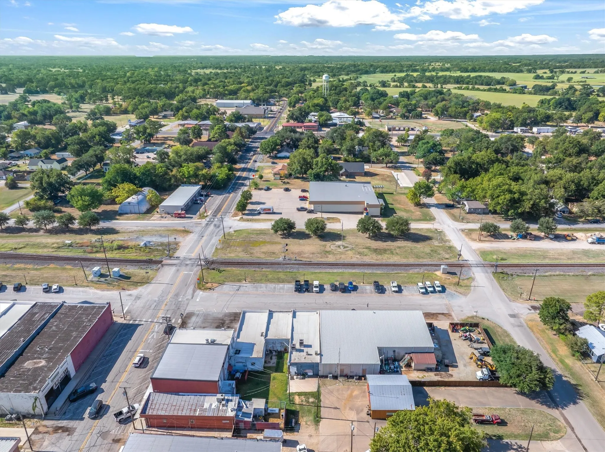 Business For Sale in Van Zandt County , 111 Front Street, Edgewood, Texas 75117, 0, 0, Garage spaces, 0 Sqft, built in 1920, mls#21377961, Real Estate Agent in Edgewood, Homes For Sale in Van Zandt county, Homes For Sale in Edgewood, Realtor in Edgewood Texas, Real Estate Brokerage Independent Realty Texas, Luminita Cordes Realtor
