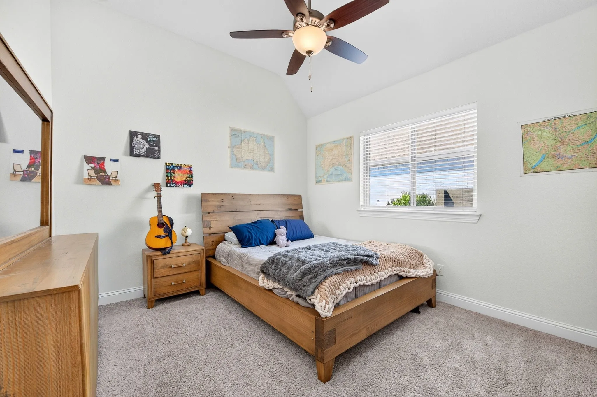 Single Family Residence For Sale in Denton County , 1420 17th Street, Argyle, Texas 76226, 4 Bedroom, 3 Bathroom, 3 Garage spaces, 3,188 Sqft, built in 2020, mls#21376433, Real Estate Agent in Argyle, Homes For Sale in Denton county, Homes For Sale in Argyle, Realtor in Argyle Texas, Real Estate Brokerage Independent Realty Texas, Luminita Cordes Realtor