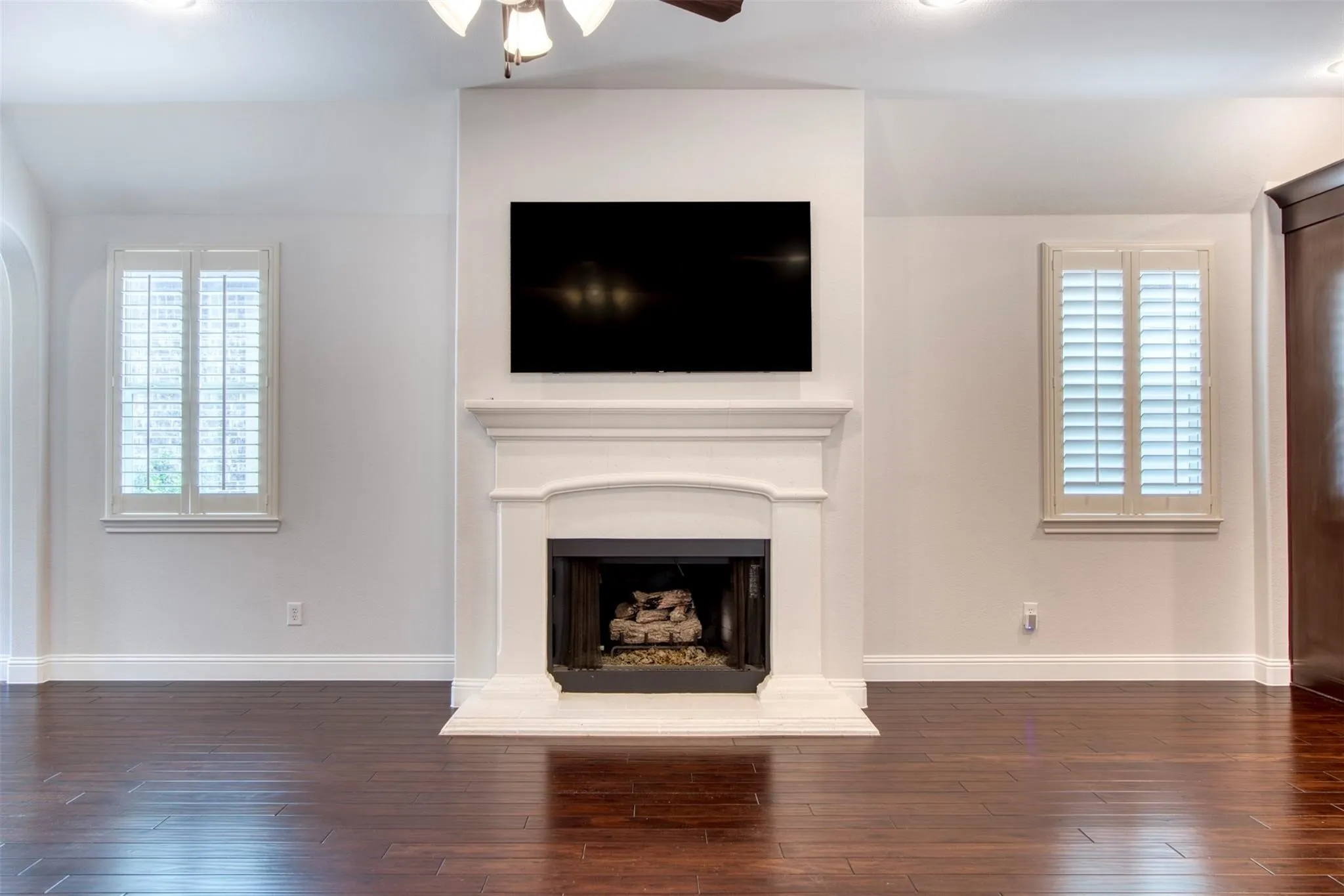 Single Family Residence For Rent in Collin County , 8609 Dewland Drive, Mc Kinney, Texas 75070, 2 Bedroom, 2 Bathroom, 2 Garage spaces, 1,800 Sqft, built in 2011, mls#21377979, Real Estate Agent in Mc Kinney, Homes For Rent in Collin county, Homes For Rent in Mc Kinney, Realtor in Mc Kinney Texas, Real Estate Brokerage Independent Realty Texas, Luminita Cordes Realtor