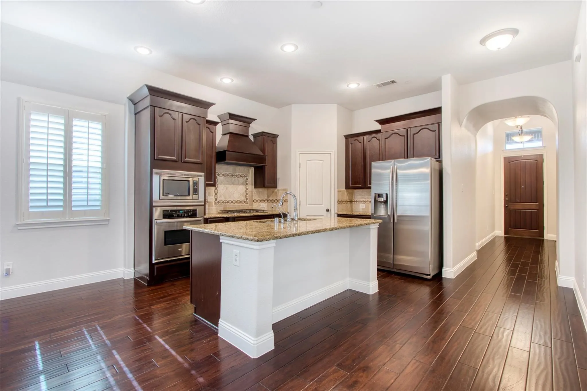 Single Family Residence For Rent in Collin County , 8609 Dewland Drive, Mc Kinney, Texas 75070, 2 Bedroom, 2 Bathroom, 2 Garage spaces, 1,800 Sqft, built in 2011, mls#21377979, Real Estate Agent in Mc Kinney, Homes For Rent in Collin county, Homes For Rent in Mc Kinney, Realtor in Mc Kinney Texas, Real Estate Brokerage Independent Realty Texas, Luminita Cordes Realtor