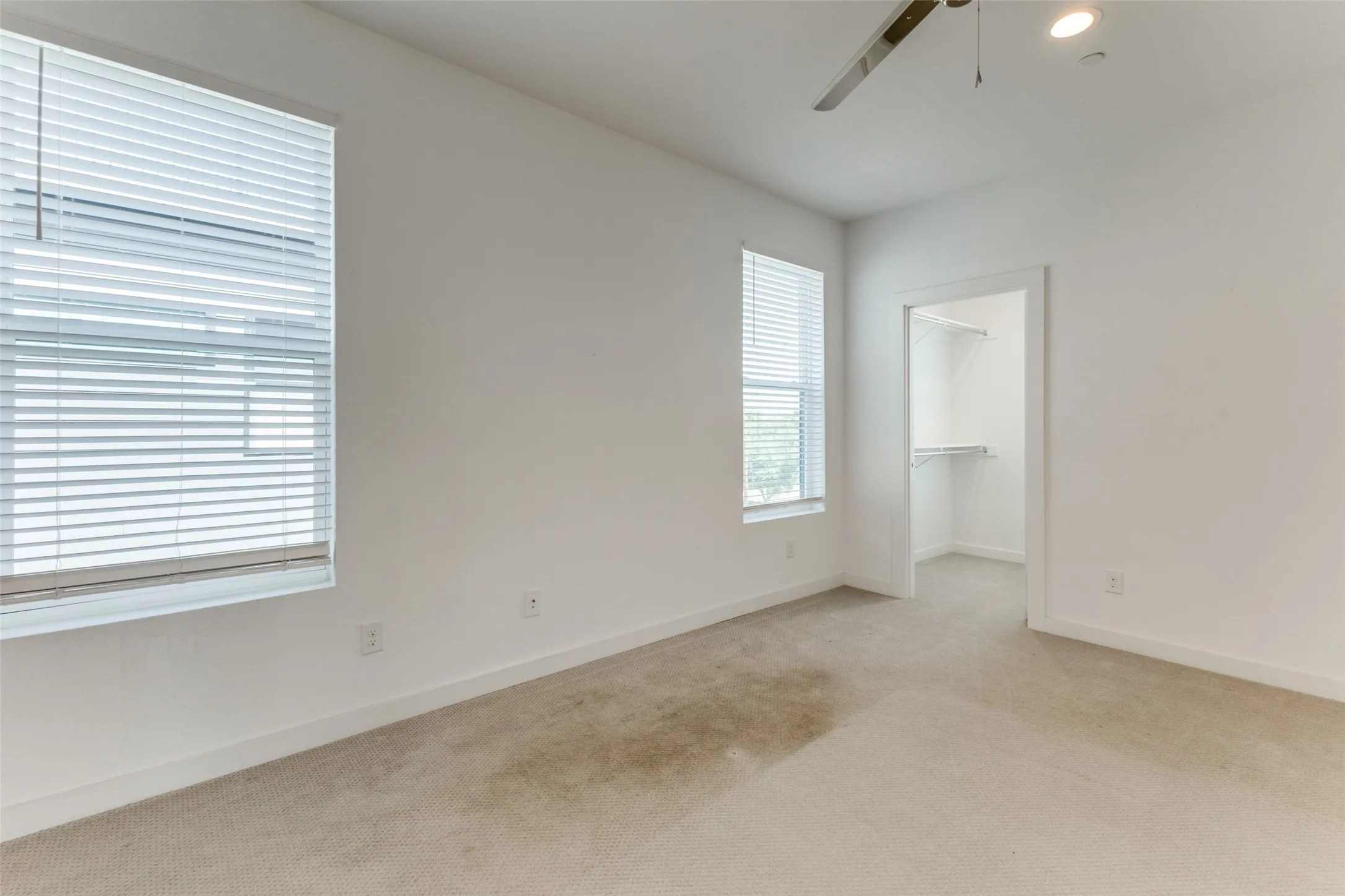Townhouse For Rent in Dallas County , 1715 Bennett Avenue 101, Dallas, Texas 75206, 2 Bedroom, 3 Bathroom, 2 Garage spaces, 1,324 Sqft, built in 2018, mls#21378007, Real Estate Agent in Dallas, Homes For Rent in Dallas county, Homes For Rent in Dallas, Realtor in Dallas Texas, Real Estate Brokerage Independent Realty Texas, Luminita Cordes Realtor
