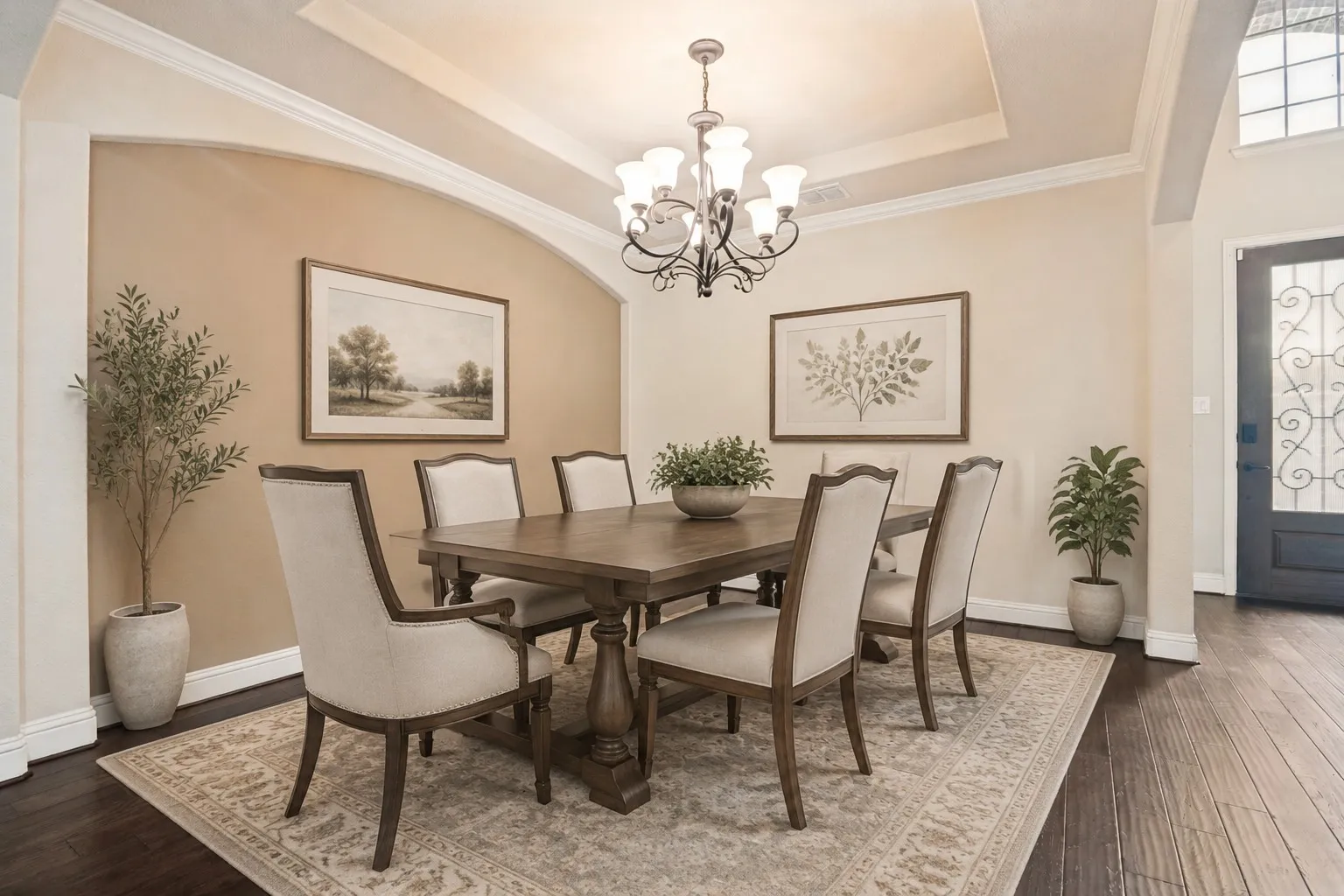 Formal dining area off main entrance hall (virtually staged).
