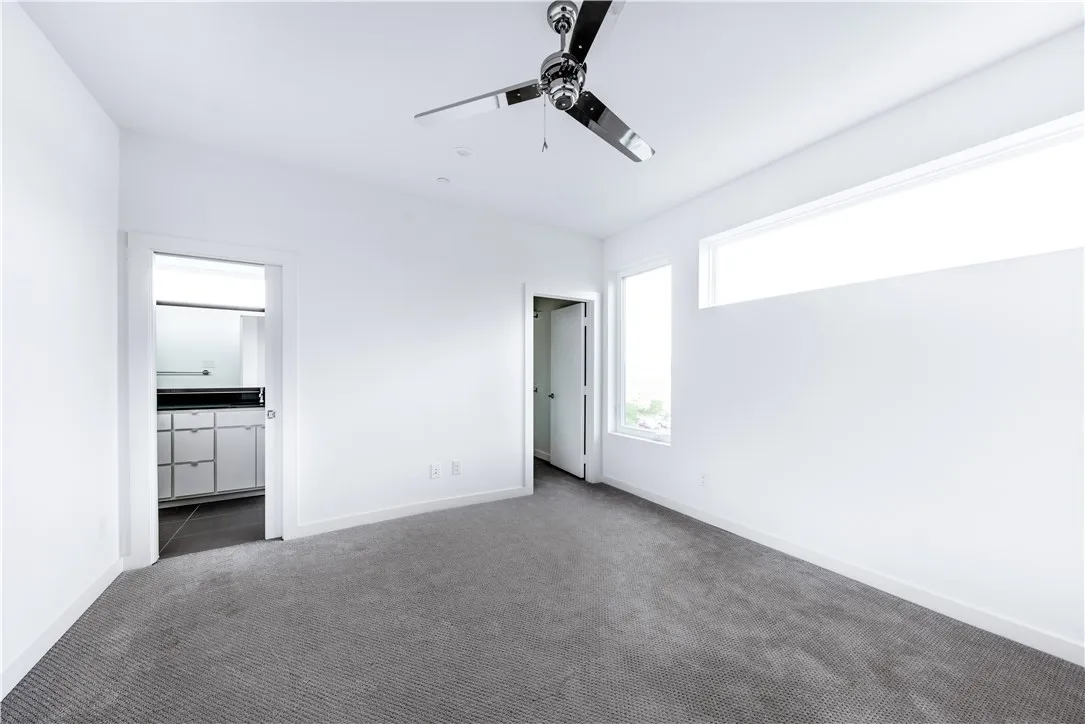 Condominium For Rent in Dallas County , 1715 Bennett Avenue 103, Dallas, Texas 75206, 2 Bedroom, 3 Bathroom, 2 Garage spaces, 1,639 Sqft, built in 2018, mls#21378017, Real Estate Agent in Dallas, Homes For Rent in Dallas county, Homes For Rent in Dallas, Realtor in Dallas Texas, Real Estate Brokerage Independent Realty Texas, Luminita Cordes Realtor