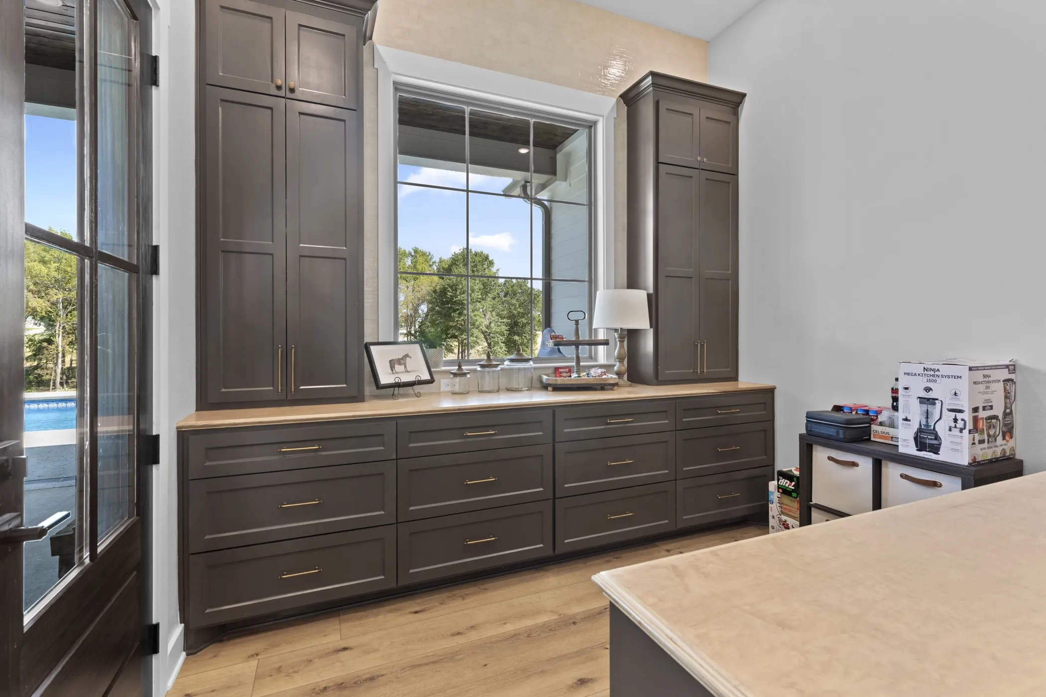 Single Family Residence For Sale in Smith County , 23180 Bridle View Drive, Lindale, Texas 75771, 5 Bedroom, 5 Bathroom, 5 Garage spaces, 4,800 Sqft, built in 2026, mls#21378013, Real Estate Agent in Lindale, Homes For Sale in Smith county, Homes For Sale in Lindale, Realtor in Lindale Texas, Real Estate Brokerage Independent Realty Texas, Luminita Cordes Realtor
