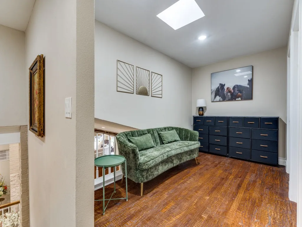 Single Family Residence For Rent in Collin County , 3353 Remington Drive, Plano, Texas 75023, 6 Bedroom, 4 Bathroom, 2 Garage spaces, 3,806 Sqft, built in 1980, mls#21378022, Real Estate Agent in Plano, Homes For Rent in Collin county, Homes For Rent in Plano, Realtor in Plano Texas, Real Estate Brokerage Independent Realty Texas, Luminita Cordes Realtor