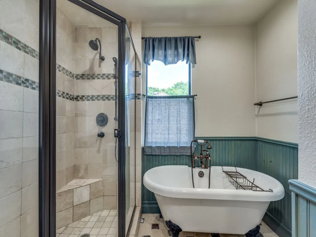 Single Family Residence For Rent in Collin County , 3353 Remington Drive, Plano, Texas 75023, 6 Bedroom, 4 Bathroom, 2 Garage spaces, 3,806 Sqft, built in 1980, mls#21378022, Real Estate Agent in Plano, Homes For Rent in Collin county, Homes For Rent in Plano, Realtor in Plano Texas, Real Estate Brokerage Independent Realty Texas, Luminita Cordes Realtor