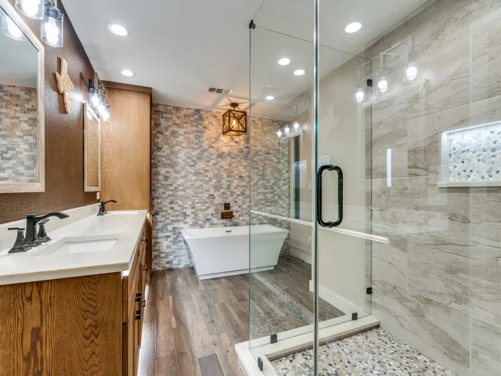 Single Family Residence For Rent in Collin County , 3353 Remington Drive, Plano, Texas 75023, 6 Bedroom, 4 Bathroom, 2 Garage spaces, 3,806 Sqft, built in 1980, mls#21378022, Real Estate Agent in Plano, Homes For Rent in Collin county, Homes For Rent in Plano, Realtor in Plano Texas, Real Estate Brokerage Independent Realty Texas, Luminita Cordes Realtor