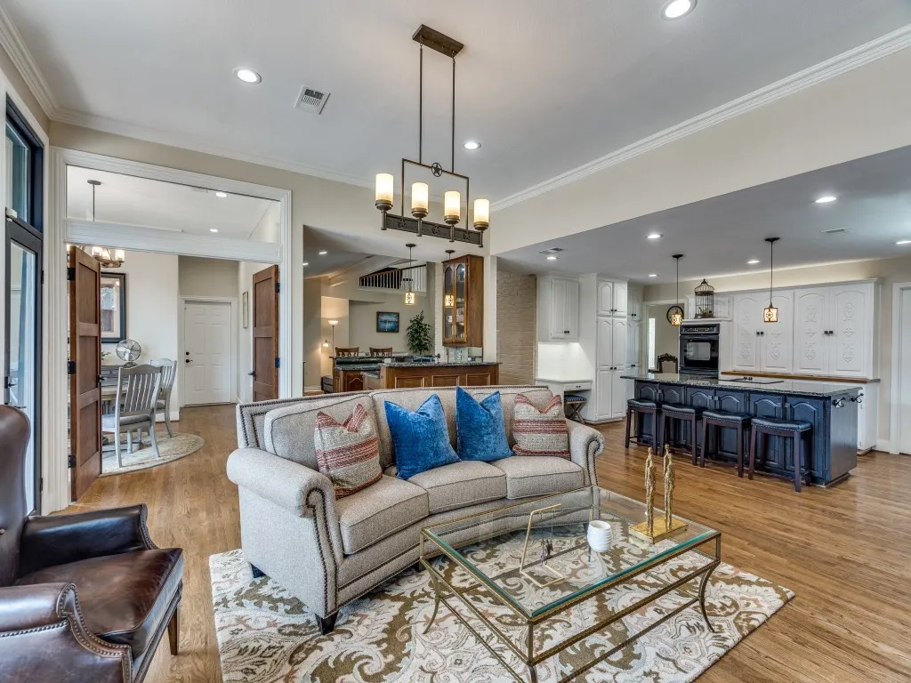 Single Family Residence For Rent in Collin County , 3353 Remington Drive, Plano, Texas 75023, 6 Bedroom, 4 Bathroom, 2 Garage spaces, 3,806 Sqft, built in 1980, mls#21378022, Real Estate Agent in Plano, Homes For Rent in Collin county, Homes For Rent in Plano, Realtor in Plano Texas, Real Estate Brokerage Independent Realty Texas, Luminita Cordes Realtor