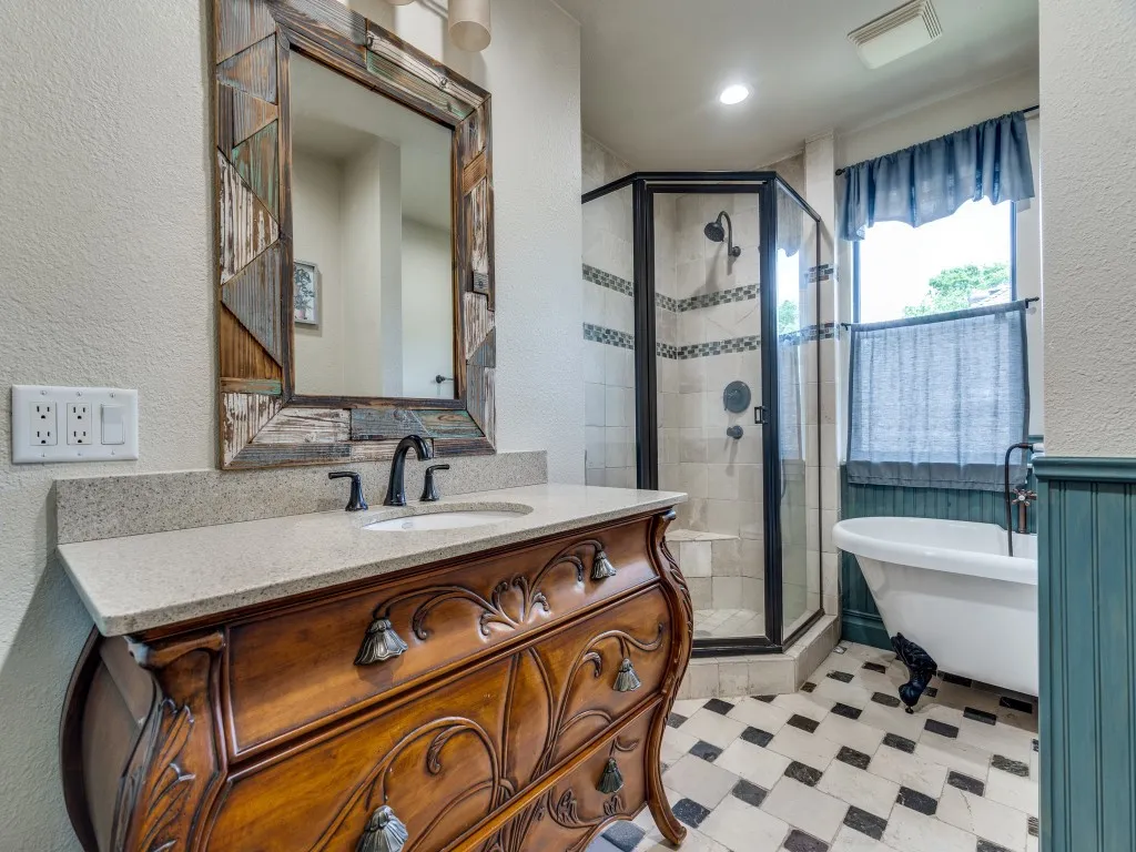 Single Family Residence For Rent in Collin County , 3353 Remington Drive, Plano, Texas 75023, 6 Bedroom, 4 Bathroom, 2 Garage spaces, 3,806 Sqft, built in 1980, mls#21378022, Real Estate Agent in Plano, Homes For Rent in Collin county, Homes For Rent in Plano, Realtor in Plano Texas, Real Estate Brokerage Independent Realty Texas, Luminita Cordes Realtor