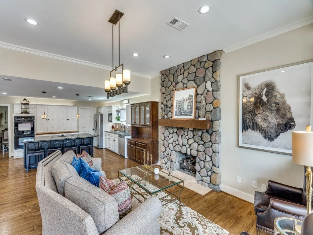 Single Family Residence For Rent in Collin County , 3353 Remington Drive, Plano, Texas 75023, 6 Bedroom, 4 Bathroom, 2 Garage spaces, 3,806 Sqft, built in 1980, mls#21378022, Real Estate Agent in Plano, Homes For Rent in Collin county, Homes For Rent in Plano, Realtor in Plano Texas, Real Estate Brokerage Independent Realty Texas, Luminita Cordes Realtor