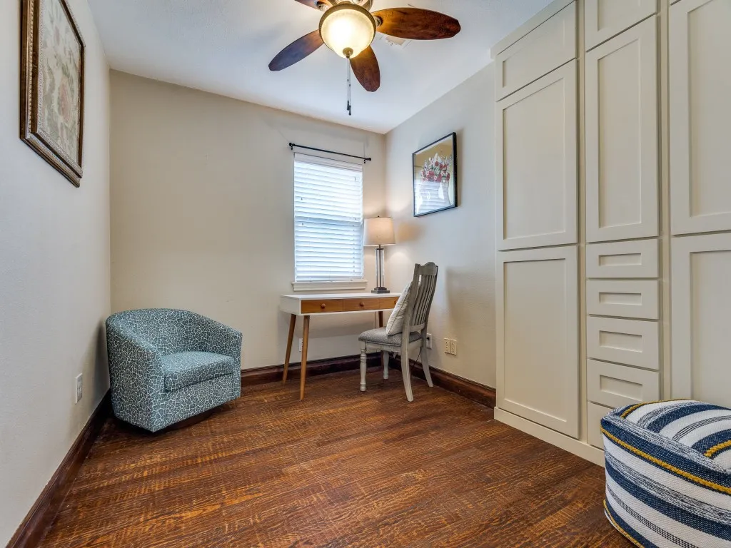 Single Family Residence For Rent in Collin County , 3353 Remington Drive, Plano, Texas 75023, 6 Bedroom, 4 Bathroom, 2 Garage spaces, 3,806 Sqft, built in 1980, mls#21378022, Real Estate Agent in Plano, Homes For Rent in Collin county, Homes For Rent in Plano, Realtor in Plano Texas, Real Estate Brokerage Independent Realty Texas, Luminita Cordes Realtor