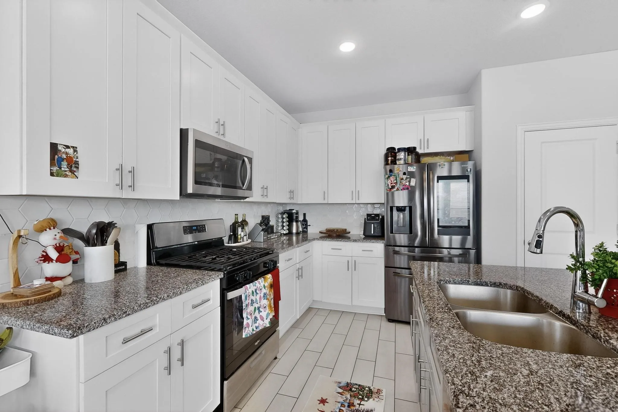 Single Family Residence For Sale in Collin County , 504 Conestoga Pass, Weston, Texas 75009, 5 Bedroom, 4 Bathroom, 2 Garage spaces, 2,473 Sqft, built in 2022, mls#21370255, Real Estate Agent in Weston, Homes For Sale in Collin county, Homes For Sale in Weston, Realtor in Weston Texas, Real Estate Brokerage Independent Realty Texas, Luminita Cordes Realtor
