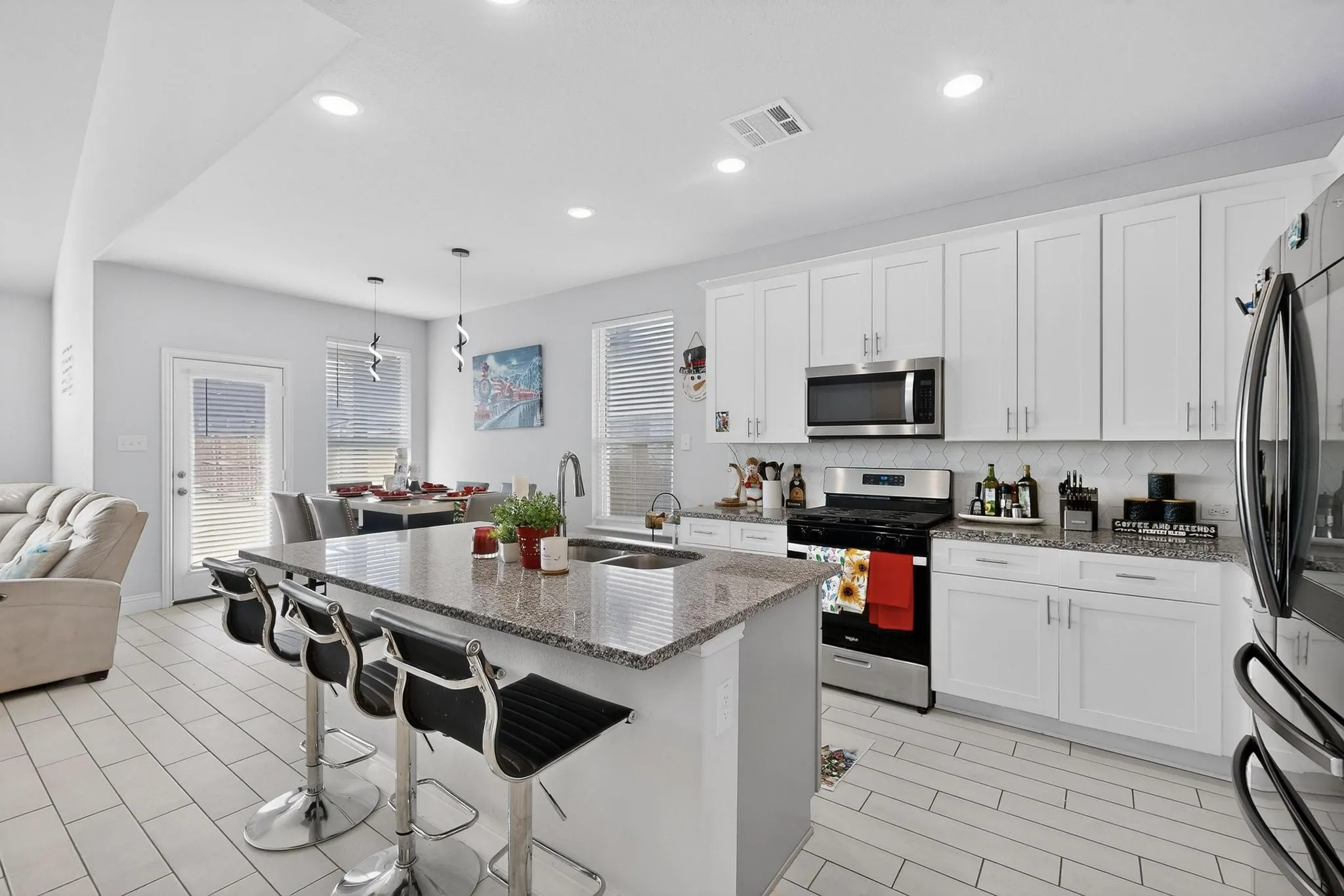 Single Family Residence For Sale in Collin County , 504 Conestoga Pass, Weston, Texas 75009, 5 Bedroom, 4 Bathroom, 2 Garage spaces, 2,473 Sqft, built in 2022, mls#21370255, Real Estate Agent in Weston, Homes For Sale in Collin county, Homes For Sale in Weston, Realtor in Weston Texas, Real Estate Brokerage Independent Realty Texas, Luminita Cordes Realtor