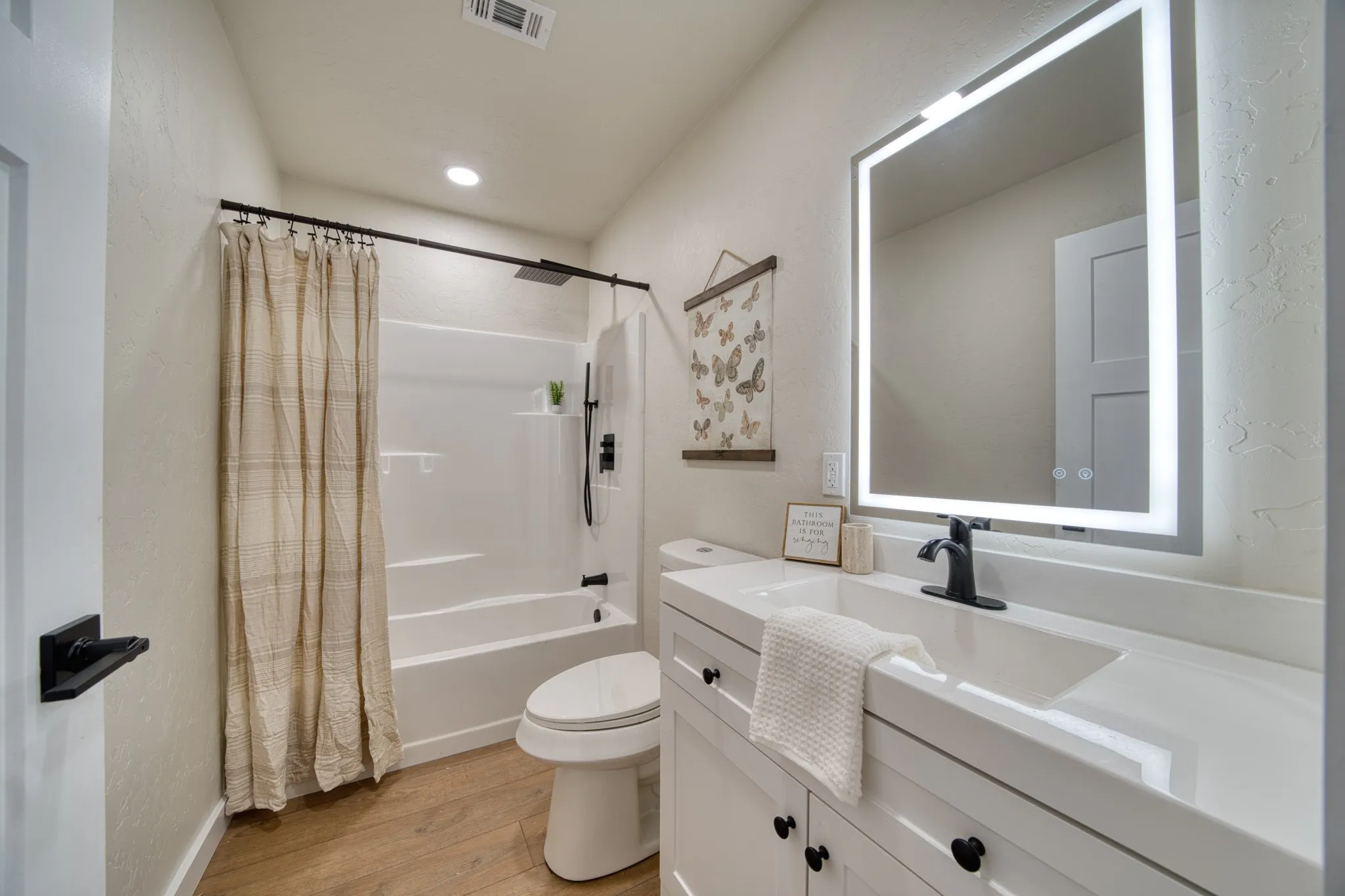 Single Family Residence For Sale in Morris County , 104 Private Road 33091, Omaha, Texas 75571, 3 Bedroom, 2 Bathroom, Garage spaces, 1,140 Sqft, built in 2026, mls#21358598, Real Estate Agent in Omaha, Homes For Sale in Morris county, Homes For Sale in Omaha, Realtor in Omaha Texas, Real Estate Brokerage Independent Realty Texas, Luminita Cordes Realtor