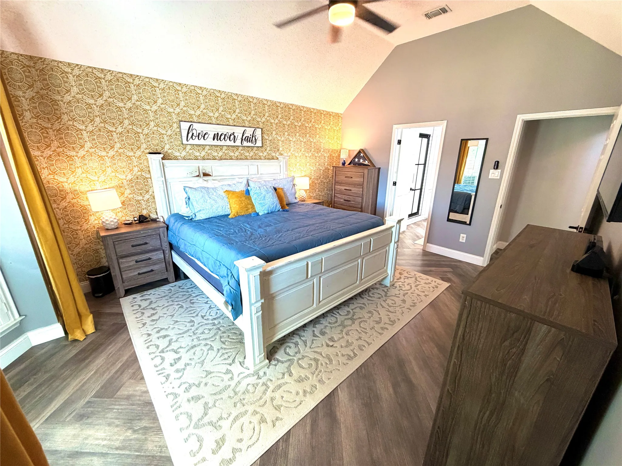 Single Family Residence For Sale in Tarrant County , 9920 Pack Saddle Trail, Fort Worth, Texas 76108, 3 Bedroom, 2 Bathroom, 2 Garage spaces, 1,587 Sqft, built in 1989, mls#21374196, Real Estate Agent in Fort Worth, Homes For Sale in Tarrant county, Homes For Sale in Fort Worth, Realtor in Fort Worth Texas, Real Estate Brokerage Independent Realty Texas, Luminita Cordes Realtor