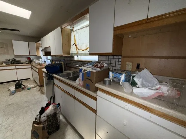 Single Family Residence For Sale in Tarrant County , 3228 Durango Road, Fort Worth, Texas 76116, 4 Bedroom, 3 Bathroom, Garage spaces, 1,929 Sqft, built in 1967, mls#21378028, Real Estate Agent in Fort Worth, Homes For Sale in Tarrant county, Homes For Sale in Fort Worth, Realtor in Fort Worth Texas, Real Estate Brokerage Independent Realty Texas, Luminita Cordes Realtor