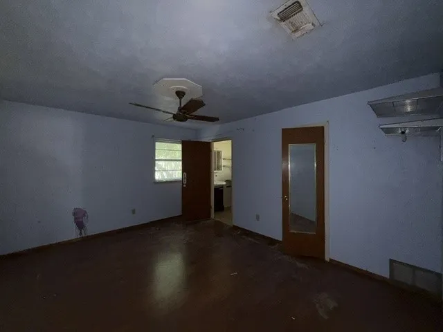 Single Family Residence For Sale in Tarrant County , 3228 Durango Road, Fort Worth, Texas 76116, 4 Bedroom, 3 Bathroom, Garage spaces, 1,929 Sqft, built in 1967, mls#21378028, Real Estate Agent in Fort Worth, Homes For Sale in Tarrant county, Homes For Sale in Fort Worth, Realtor in Fort Worth Texas, Real Estate Brokerage Independent Realty Texas, Luminita Cordes Realtor