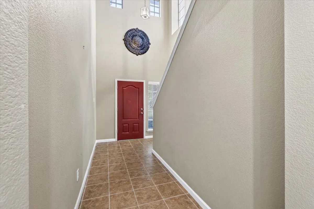 Single Family Residence For Sale in Kaufman County , 4018 Houston Drive, Heartland, Texas 75126, 3 Bedroom, 3 Bathroom, 2 Garage spaces, 2,195 Sqft, built in 2008, mls#21377971, Real Estate Agent in Heartland, Homes For Sale in Kaufman county, Homes For Sale in Heartland, Realtor in Heartland Texas, Real Estate Brokerage Independent Realty Texas, Luminita Cordes Realtor