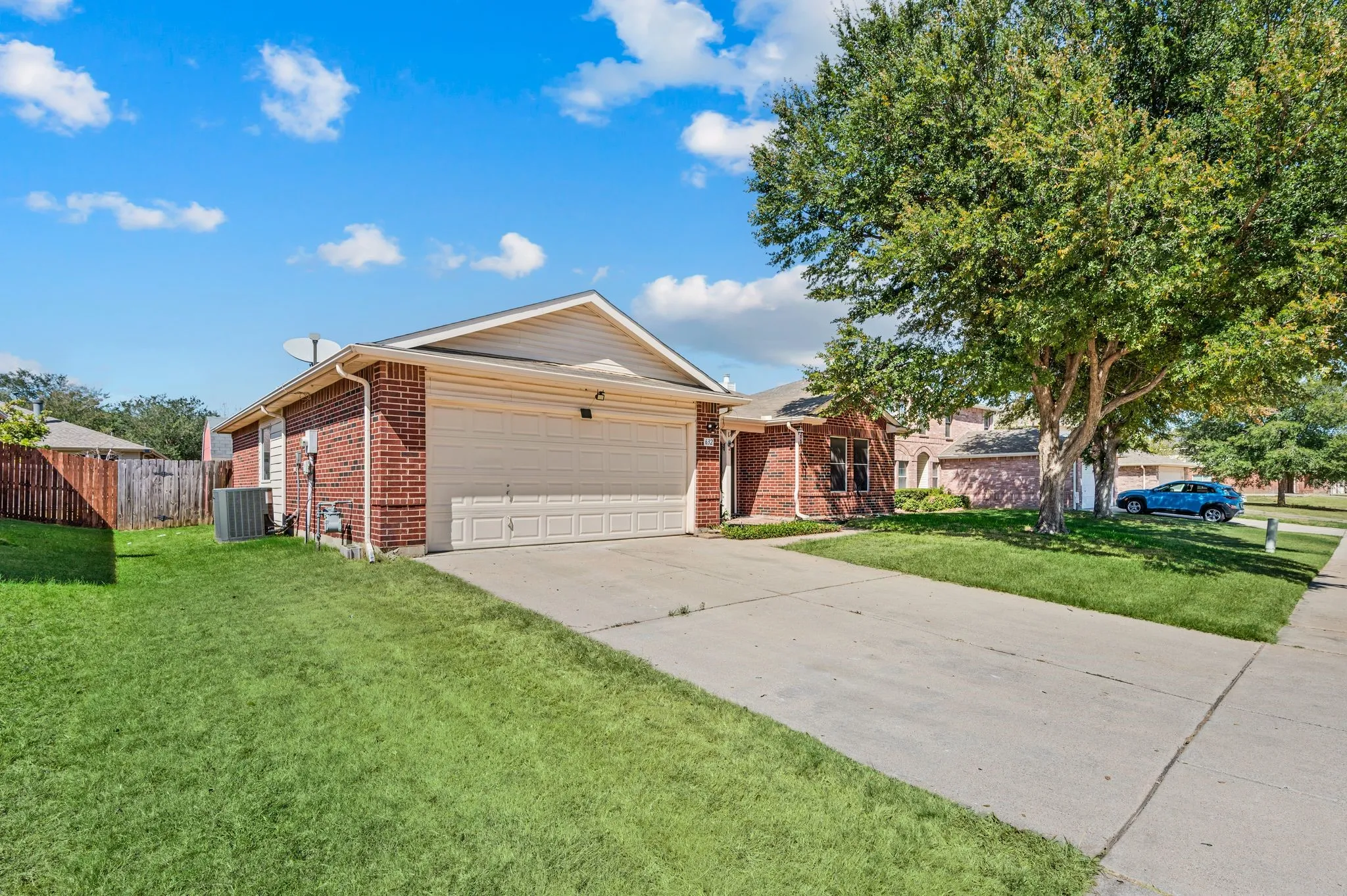 Single Family Residence For Sale in Tarrant County , 632 Partridge Drive, Saginaw, Texas 76131, 3 Bedroom, 2 Bathroom, 2 Garage spaces, 1,509 Sqft, built in 2004, mls#21368864, Real Estate Agent in Saginaw, Homes For Sale in Tarrant county, Homes For Sale in Saginaw, Realtor in Saginaw Texas, Real Estate Brokerage Independent Realty Texas, Luminita Cordes Realtor