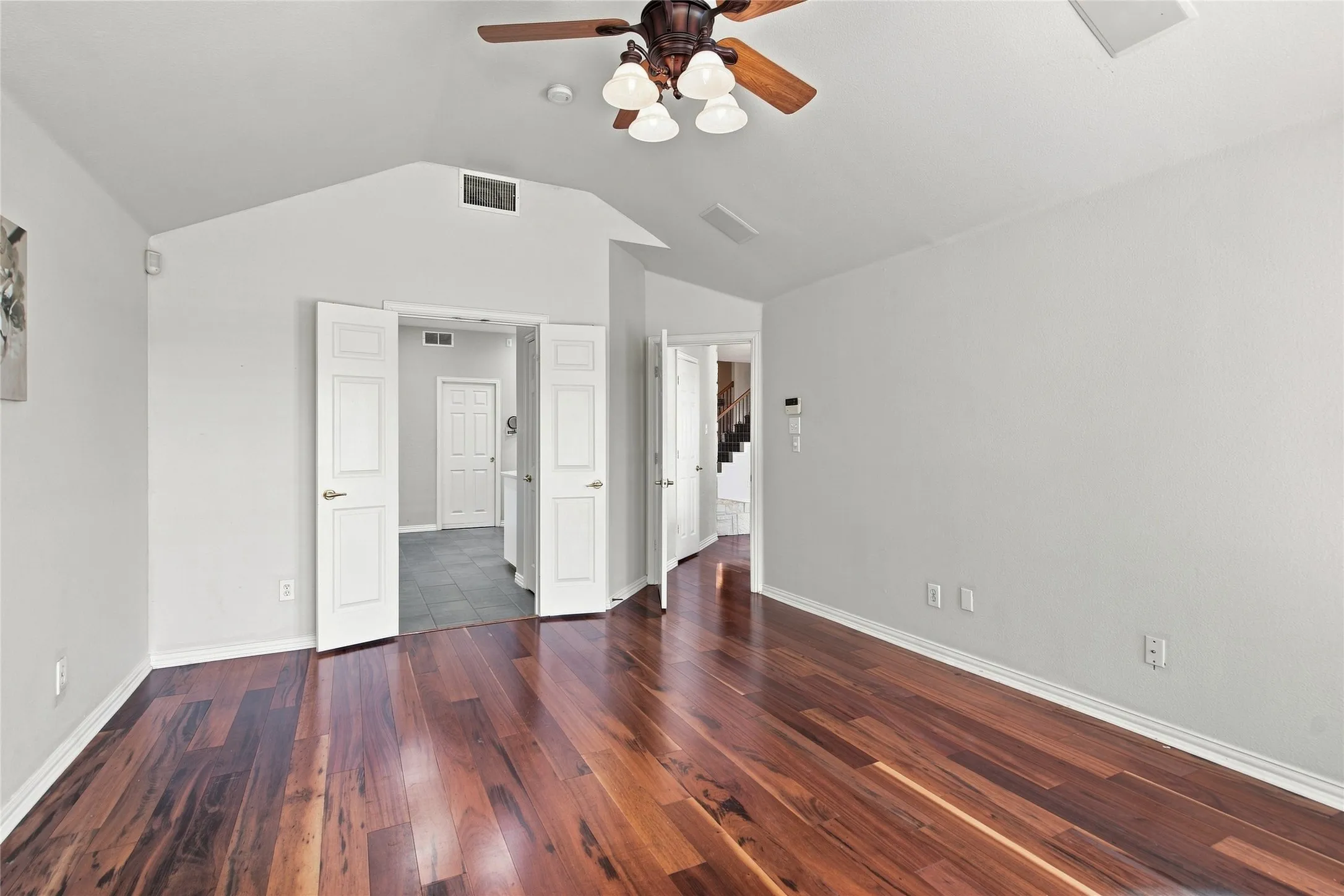 Single Family Residence For Sale in Tarrant County , 1820 Forest Bend Lane, Keller, Texas 76248, 4 Bedroom, 3 Bathroom, 3 Garage spaces, 2,782 Sqft, built in 1998, mls#21370156, Real Estate Agent in Keller, Homes For Sale in Tarrant county, Homes For Sale in Keller, Realtor in Keller Texas, Real Estate Brokerage Independent Realty Texas, Luminita Cordes Realtor