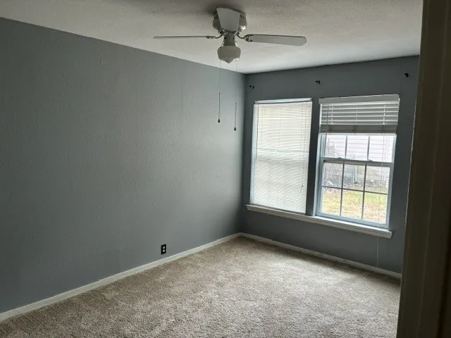Single Family Residence For Sale in Collin County , 316 N Washington Street, Farmersville, Texas 75442, 3 Bedroom, 1 Bathroom, Garage spaces, 1,546 Sqft, built in 1966, mls#21378037, Real Estate Agent in Farmersville, Homes For Sale in Collin county, Homes For Sale in Farmersville, Realtor in Farmersville Texas, Real Estate Brokerage Independent Realty Texas, Luminita Cordes Realtor