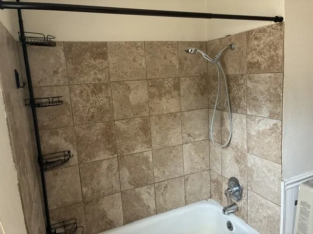 Single Family Residence For Sale in Collin County , 316 N Washington Street, Farmersville, Texas 75442, 3 Bedroom, 1 Bathroom, Garage spaces, 1,546 Sqft, built in 1966, mls#21378037, Real Estate Agent in Farmersville, Homes For Sale in Collin county, Homes For Sale in Farmersville, Realtor in Farmersville Texas, Real Estate Brokerage Independent Realty Texas, Luminita Cordes Realtor