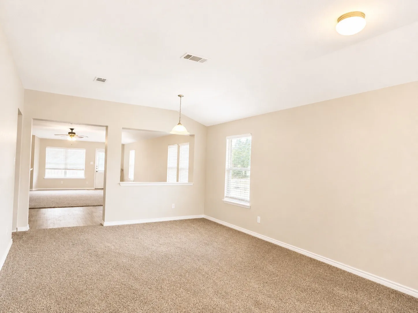 Single Family Residence For Rent in Tarrant County , 14117 Playa Trail, Fort Worth, Texas 76052, 3 Bedroom, 2 Bathroom, 2 Garage spaces, 1,902 Sqft, built in 2006, mls#21377525, Real Estate Agent in Fort Worth, Homes For Rent in Tarrant county, Homes For Rent in Fort Worth, Realtor in Fort Worth Texas, Real Estate Brokerage Independent Realty Texas, Luminita Cordes Realtor
