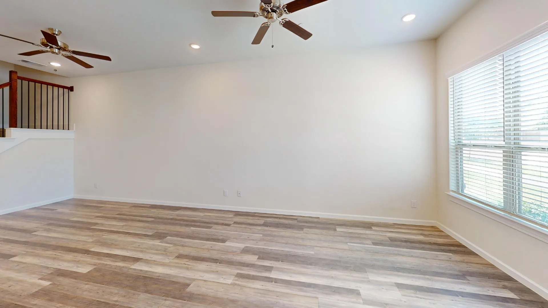 Townhouse For Rent in Denton County , 16072 Doe Lake Drive, Frisco, Texas 75068, 3 Bedroom, 3 Bathroom, 2 Garage spaces, 1,679 Sqft, built in 2021, mls#21378036, Real Estate Agent in Frisco, Homes For Rent in Denton county, Homes For Rent in Frisco, Realtor in Frisco Texas, Real Estate Brokerage Independent Realty Texas, Luminita Cordes Realtor