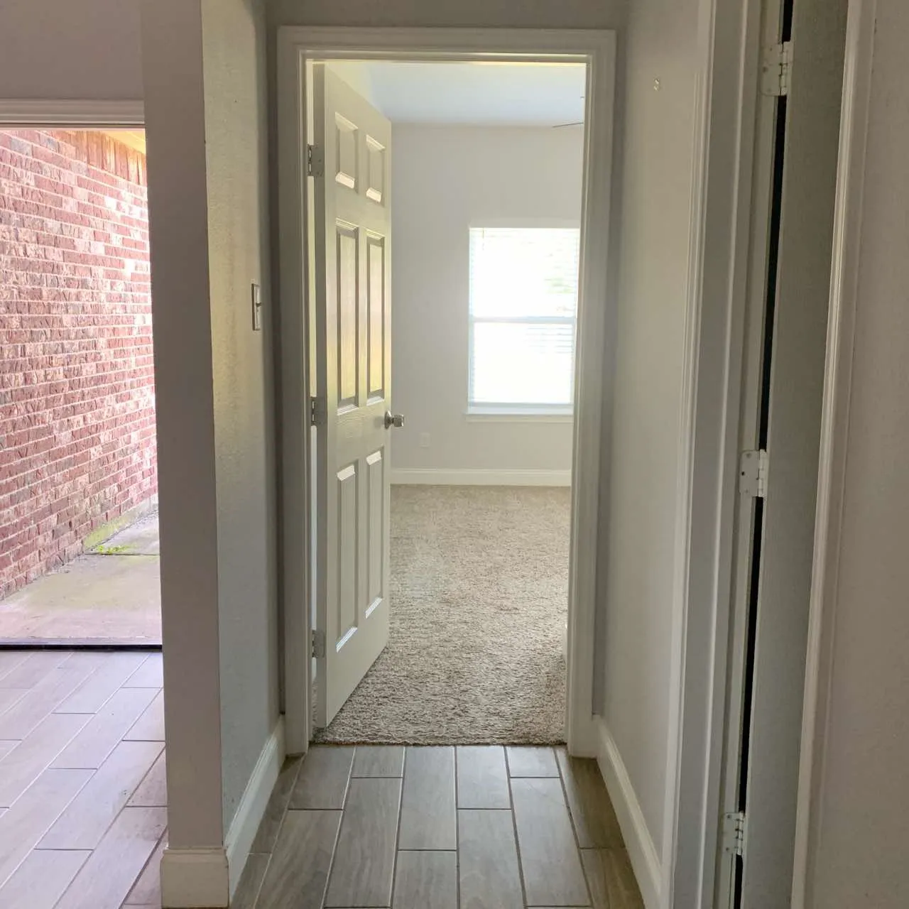Single Family Residence For Rent in Dallas County , 2417 Norway Drive, Garland, Texas 75040, 3 Bedroom, 2 Bathroom, 2 Garage spaces, 1,536 Sqft, built in 1975, mls#21378040, Real Estate Agent in Garland, Homes For Rent in Dallas county, Homes For Rent in Garland, Realtor in Garland Texas, Real Estate Brokerage Independent Realty Texas, Luminita Cordes Realtor