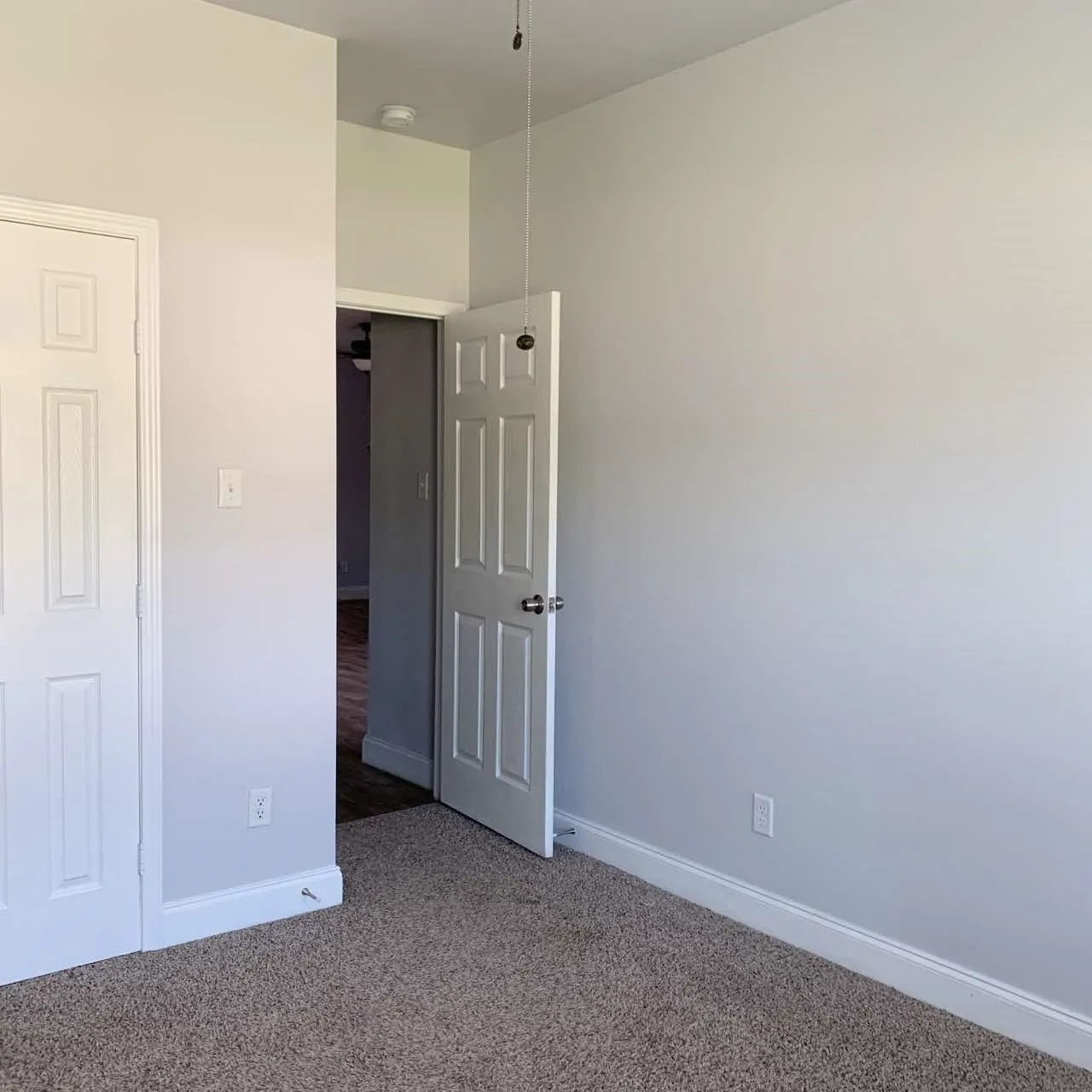 Single Family Residence For Rent in Dallas County , 2417 Norway Drive, Garland, Texas 75040, 3 Bedroom, 2 Bathroom, 2 Garage spaces, 1,536 Sqft, built in 1975, mls#21378040, Real Estate Agent in Garland, Homes For Rent in Dallas county, Homes For Rent in Garland, Realtor in Garland Texas, Real Estate Brokerage Independent Realty Texas, Luminita Cordes Realtor