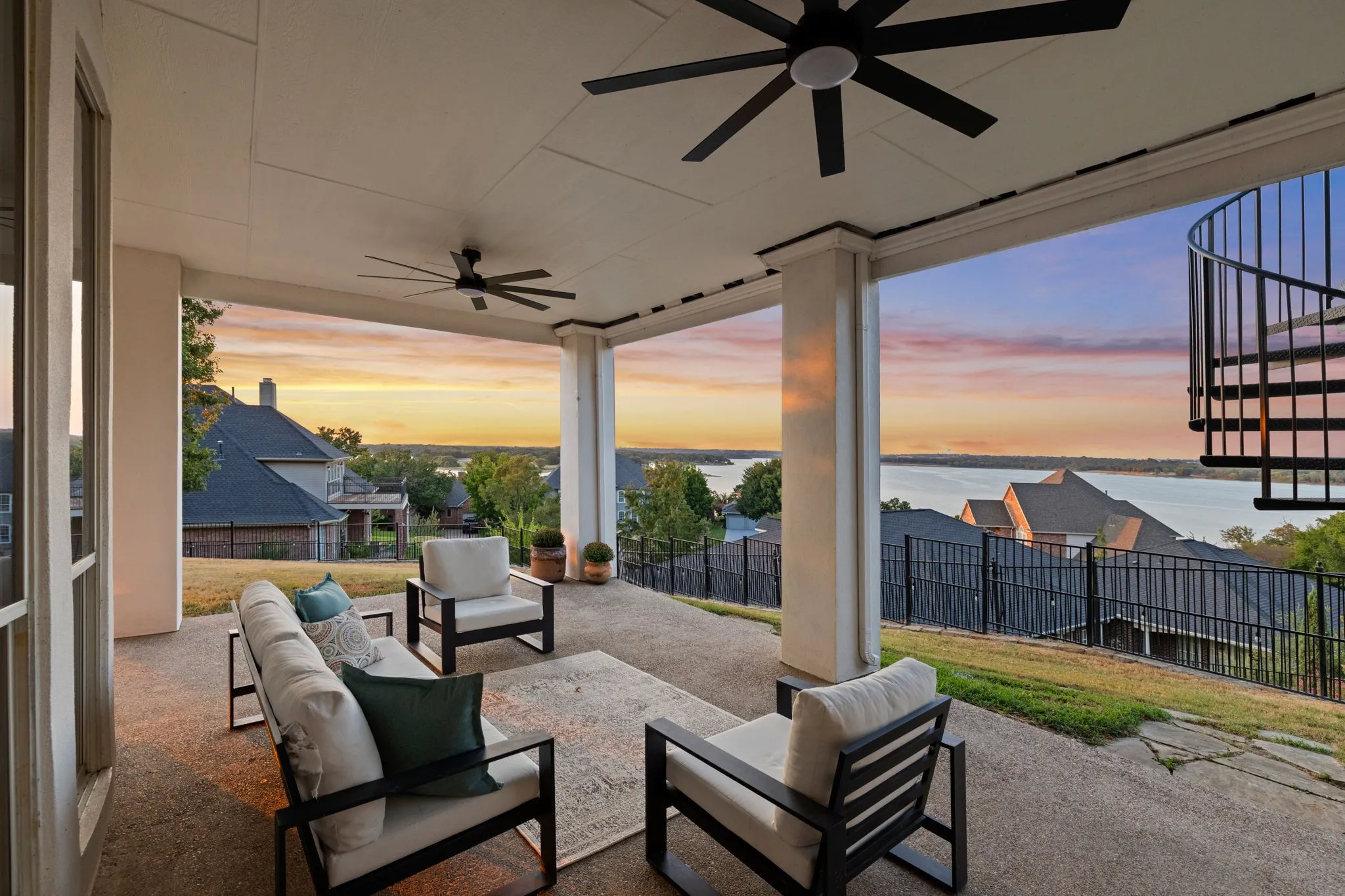 Single Family Residence For Sale in Denton County , 3102 Forest Shores Lane, Highland Village, Texas 75077, 5 Bedroom, 4 Bathroom, 3 Garage spaces, 4,888 Sqft, built in 1997, mls#21376721, Real Estate Agent in Highland Village, Homes For Sale in Denton county, Homes For Sale in Highland Village, Realtor in Highland Village Texas, Real Estate Brokerage Independent Realty Texas, Luminita Cordes Realtor