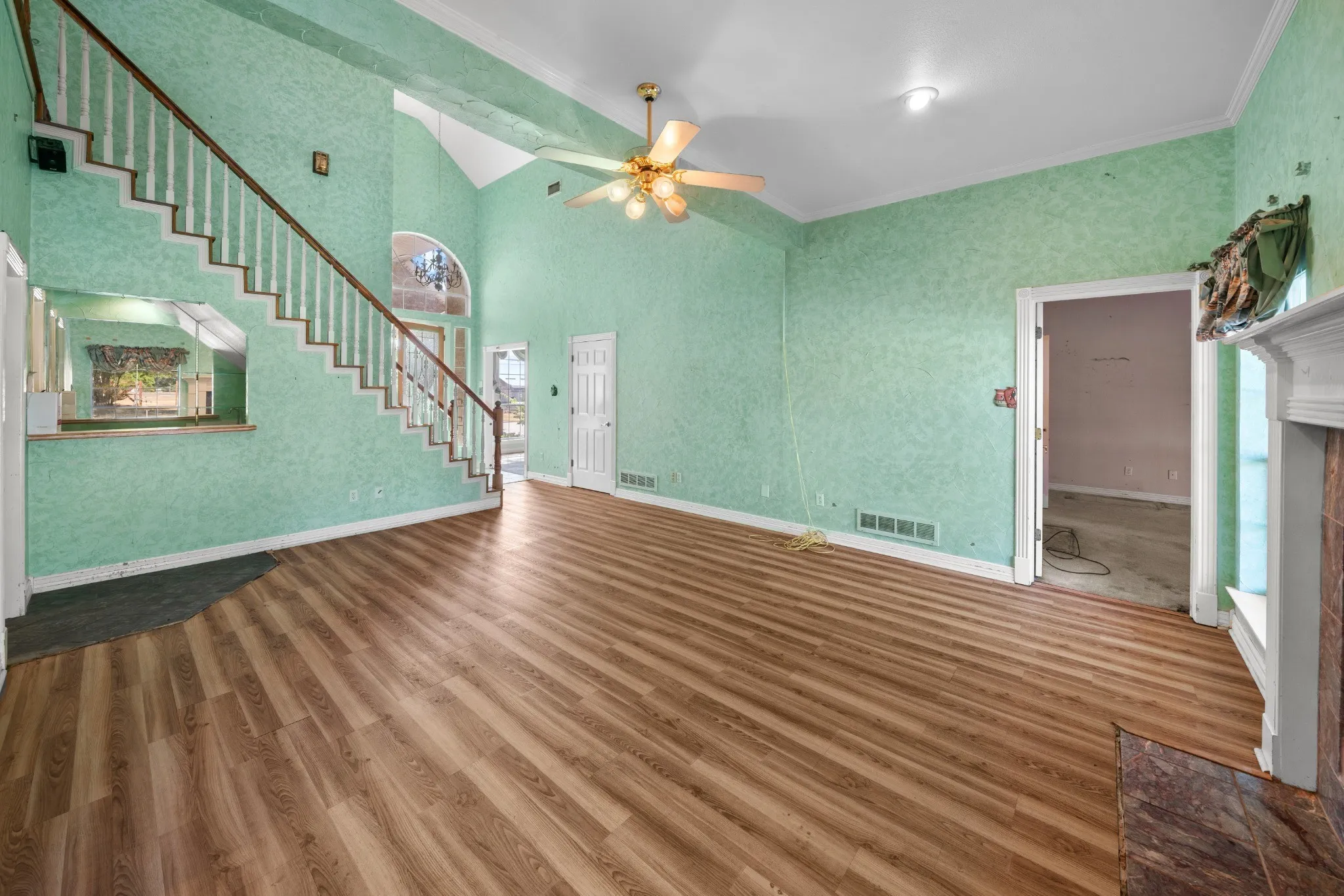 Single Family Residence For Sale in Ellis County , 2941 N Mockingbird Lane, Midlothian, Texas 76065, 3 Bedroom, 3 Bathroom, 2 Garage spaces, 2,985 Sqft, built in 1992, mls#21377012, Real Estate Agent in Midlothian, Homes For Sale in Ellis county, Homes For Sale in Midlothian, Realtor in Midlothian Texas, Real Estate Brokerage Independent Realty Texas, Luminita Cordes Realtor
