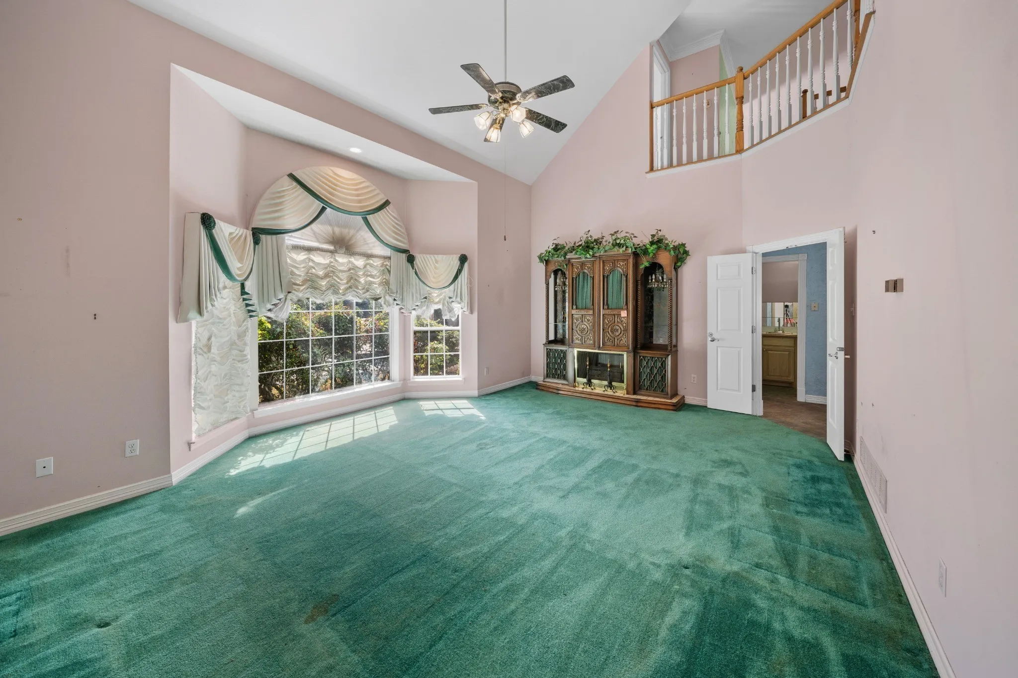 Single Family Residence For Sale in Ellis County , 2941 N Mockingbird Lane, Midlothian, Texas 76065, 3 Bedroom, 3 Bathroom, 2 Garage spaces, 2,985 Sqft, built in 1992, mls#21377012, Real Estate Agent in Midlothian, Homes For Sale in Ellis county, Homes For Sale in Midlothian, Realtor in Midlothian Texas, Real Estate Brokerage Independent Realty Texas, Luminita Cordes Realtor