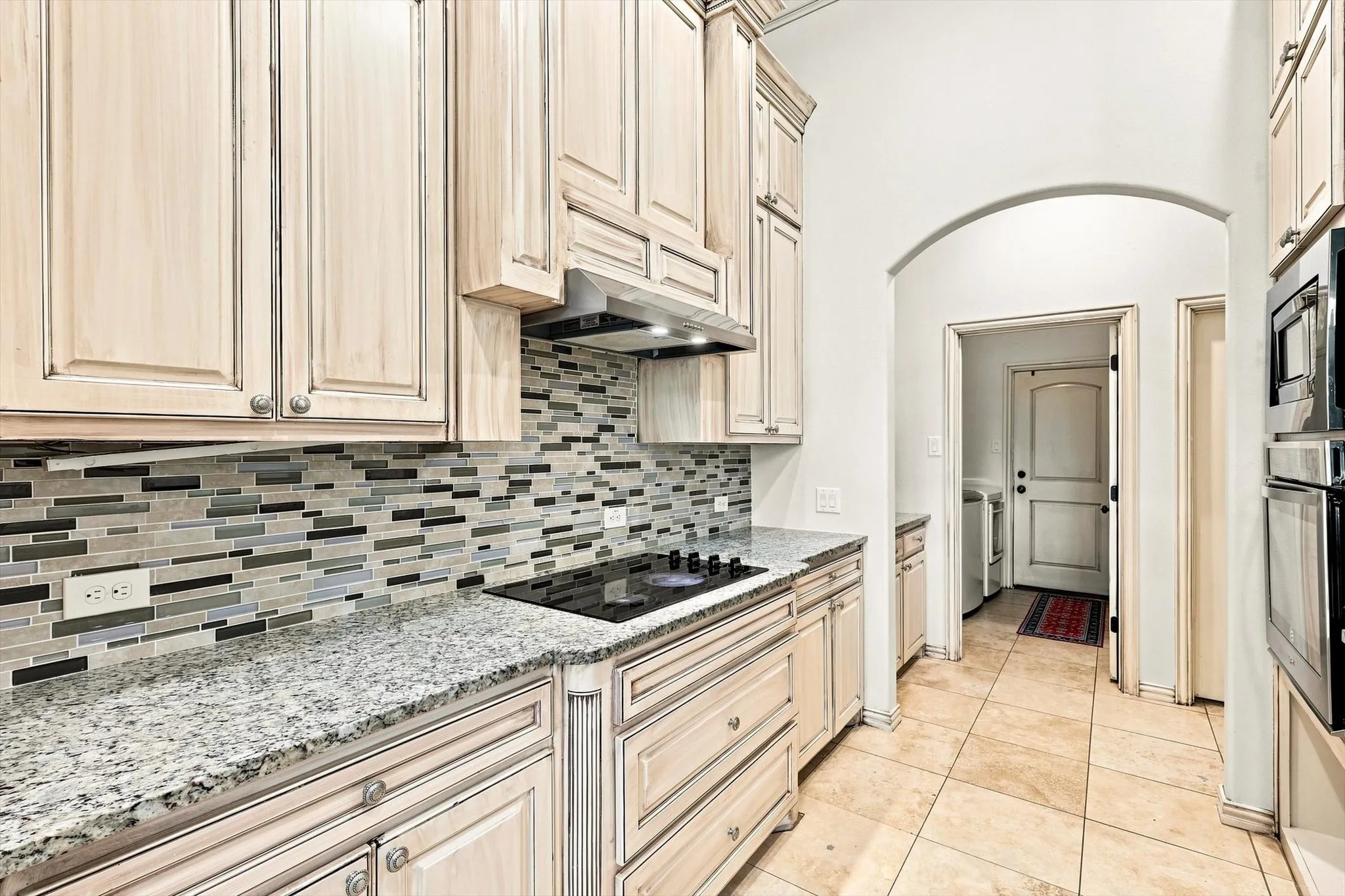Single Family Residence For Sale in Ellis County , 113 Silverwood Drive, Ovilla, Texas 75154, 4 Bedroom, 3 Bathroom, 2 Garage spaces, 3,000 Sqft, built in 2018, mls#21377792, Real Estate Agent in Ovilla, Homes For Sale in Ellis county, Homes For Sale in Ovilla, Realtor in Ovilla Texas, Real Estate Brokerage Independent Realty Texas, Luminita Cordes Realtor