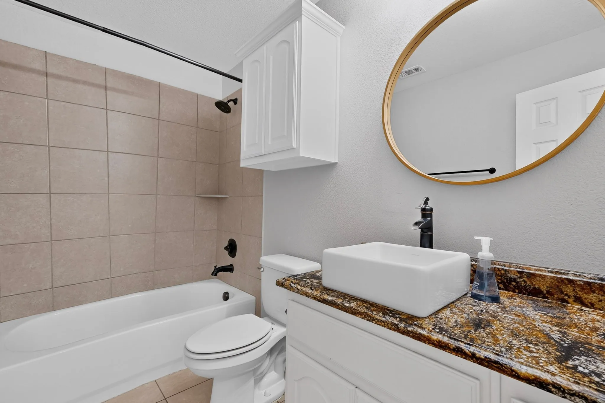 Single Family Residence For Rent in Denton County , 13237 Janet Drive, Frisco, Texas 75033, 3 Bedroom, 2 Bathroom, 2 Garage spaces, 1,902 Sqft, built in 2011, mls#21377983, Real Estate Agent in Frisco, Homes For Rent in Denton county, Homes For Rent in Frisco, Realtor in Frisco Texas, Real Estate Brokerage Independent Realty Texas, Luminita Cordes Realtor